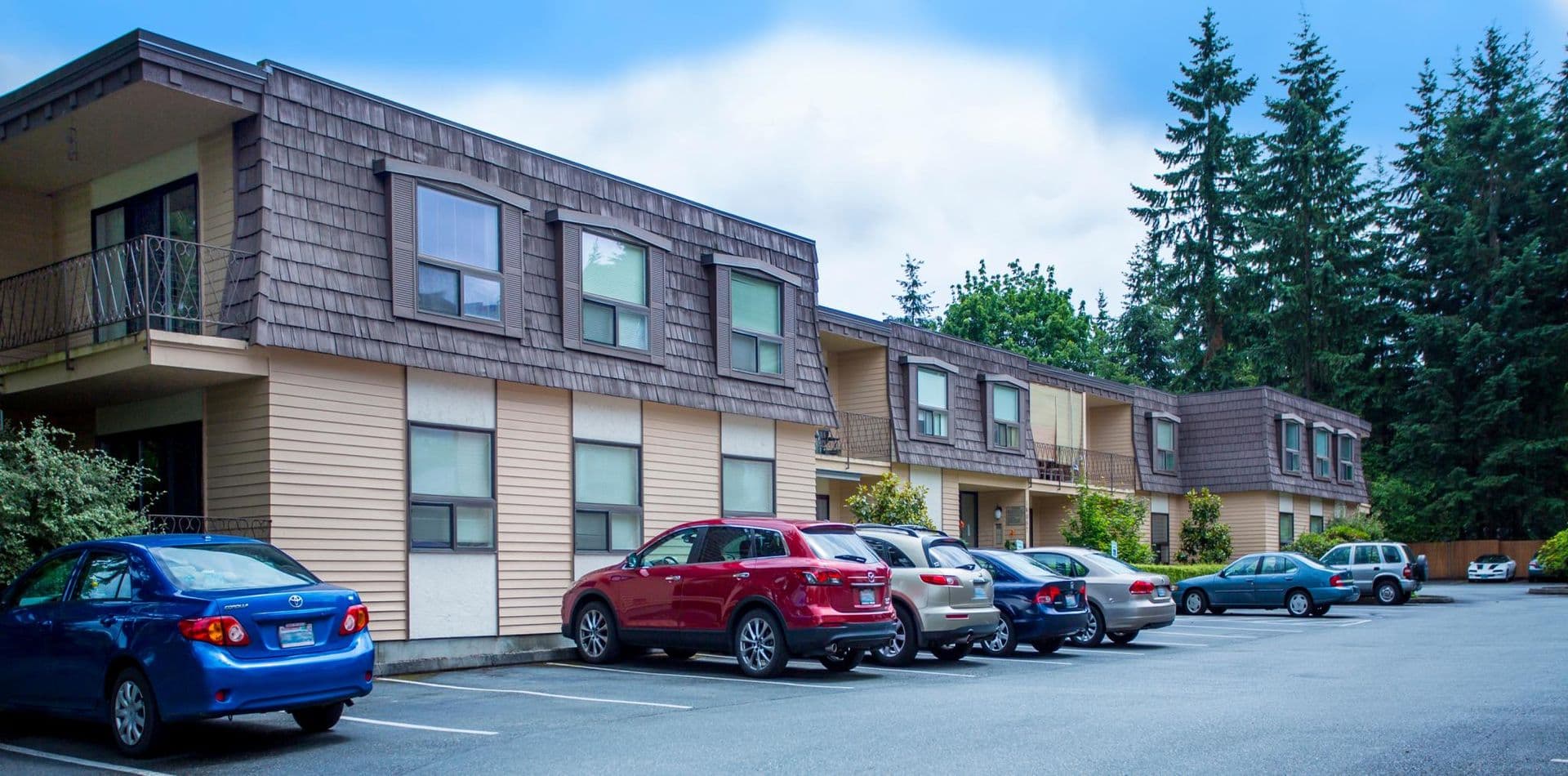 Bellevue Apartment: 16053 - 16057 NE 8th St