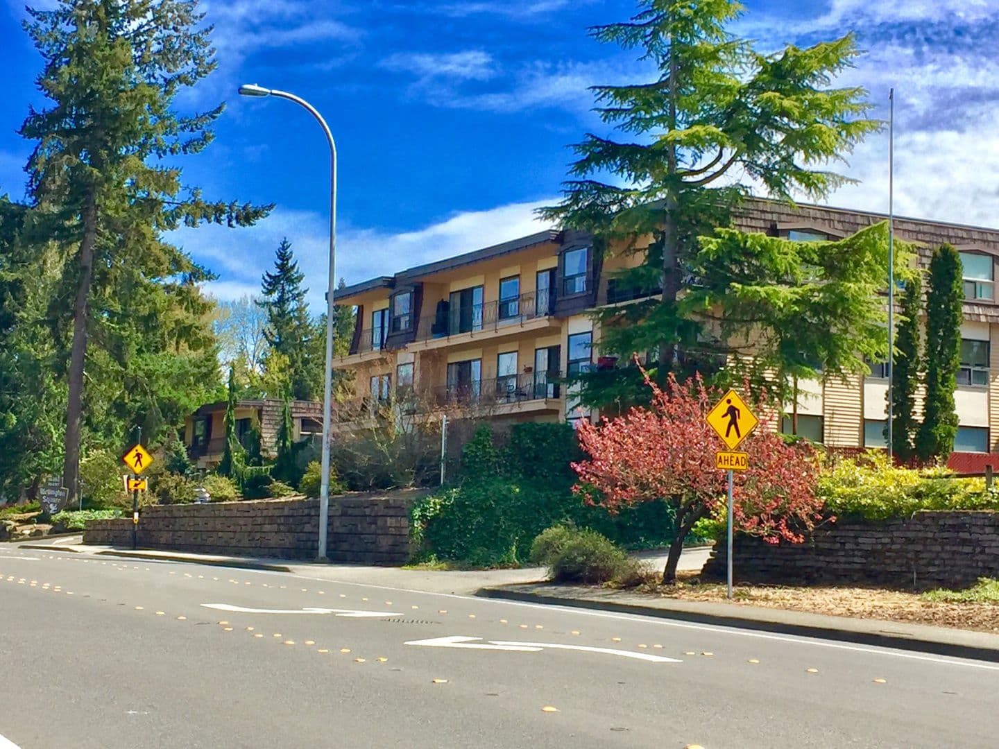 Bellevue Apartment: 16053 - 16057 NE 8th St