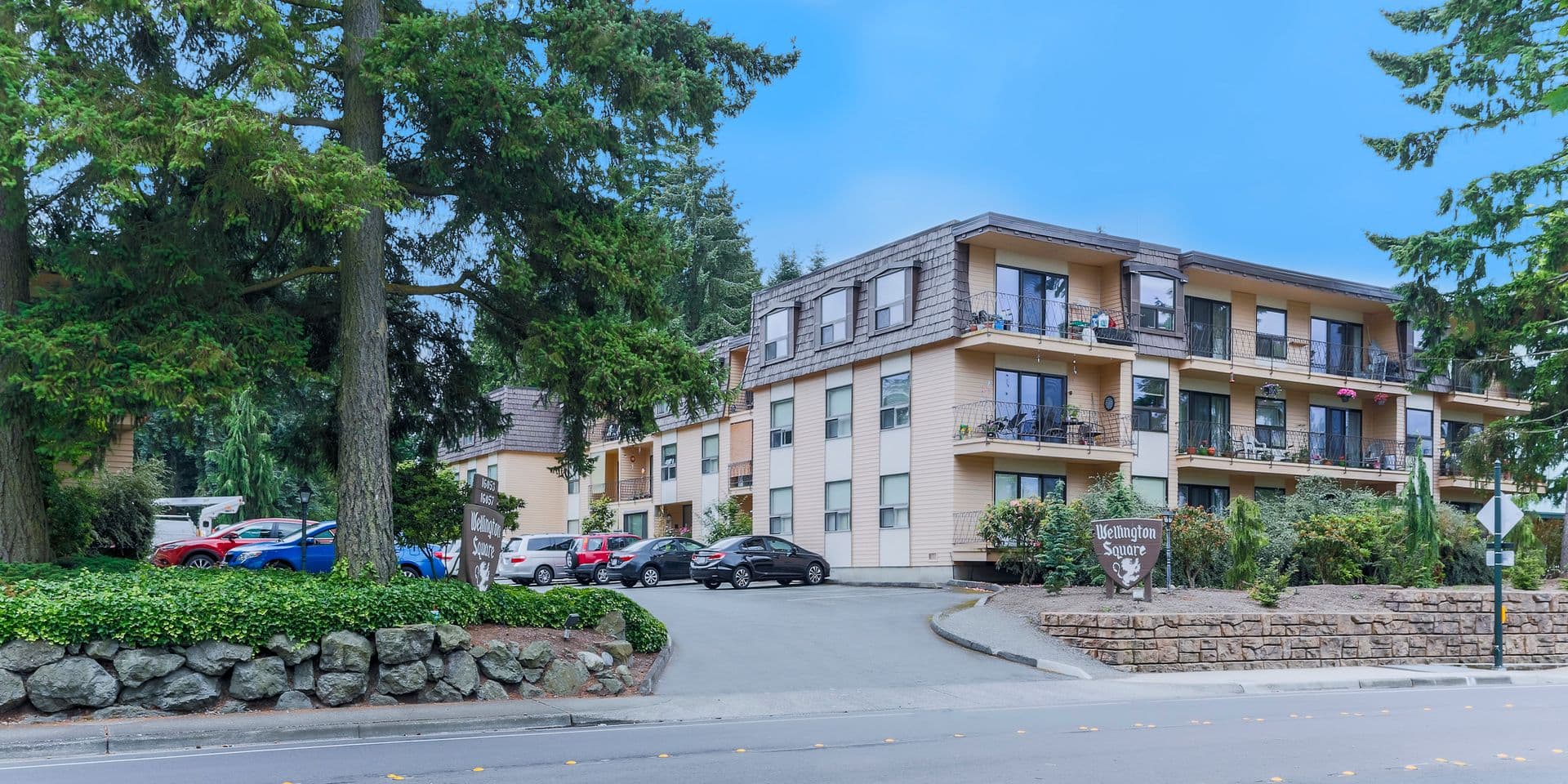 Bellevue Apartment: 16053 - 16057 NE 8th St