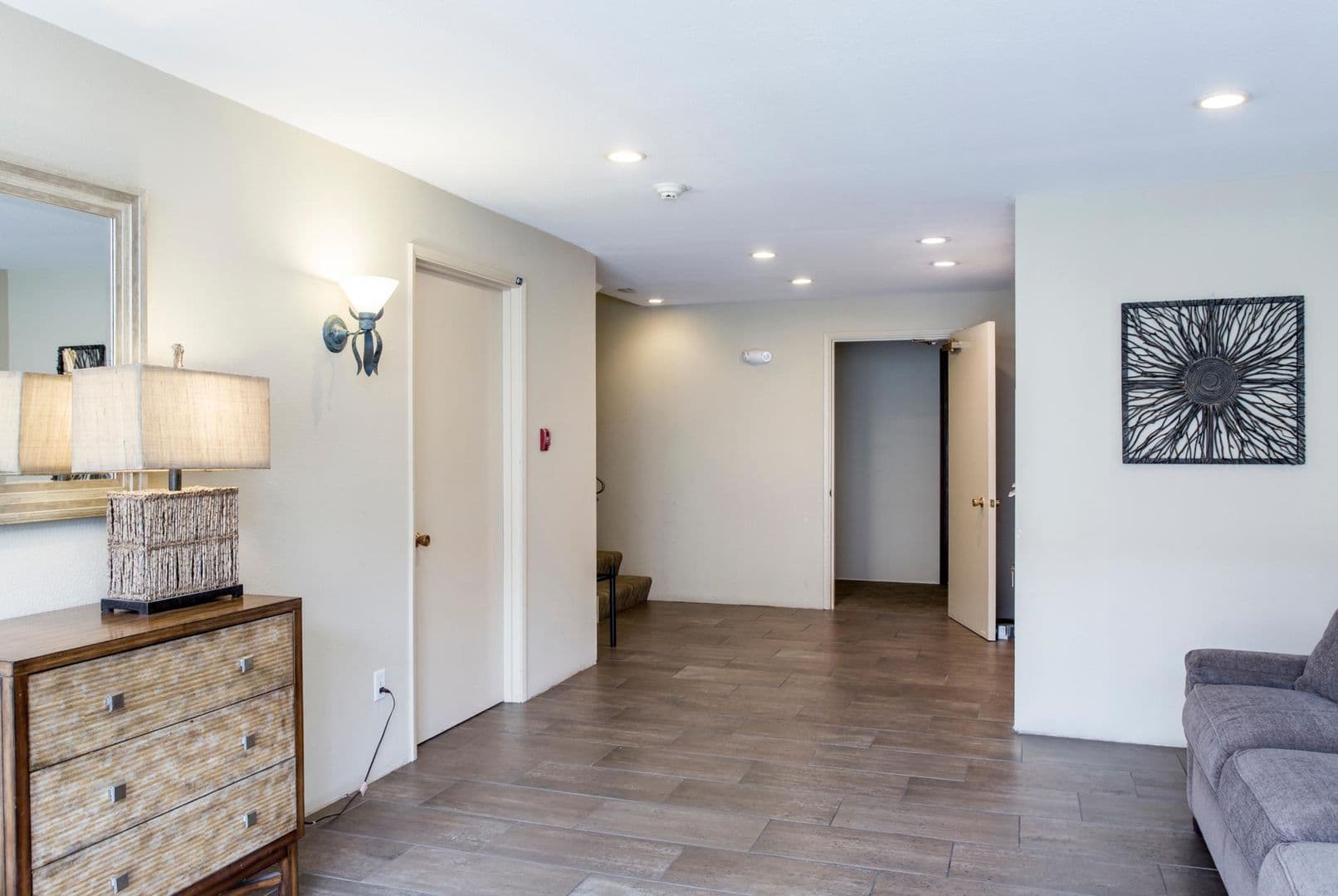 Bellevue Apartment: 16053 - 16057 NE 8th St