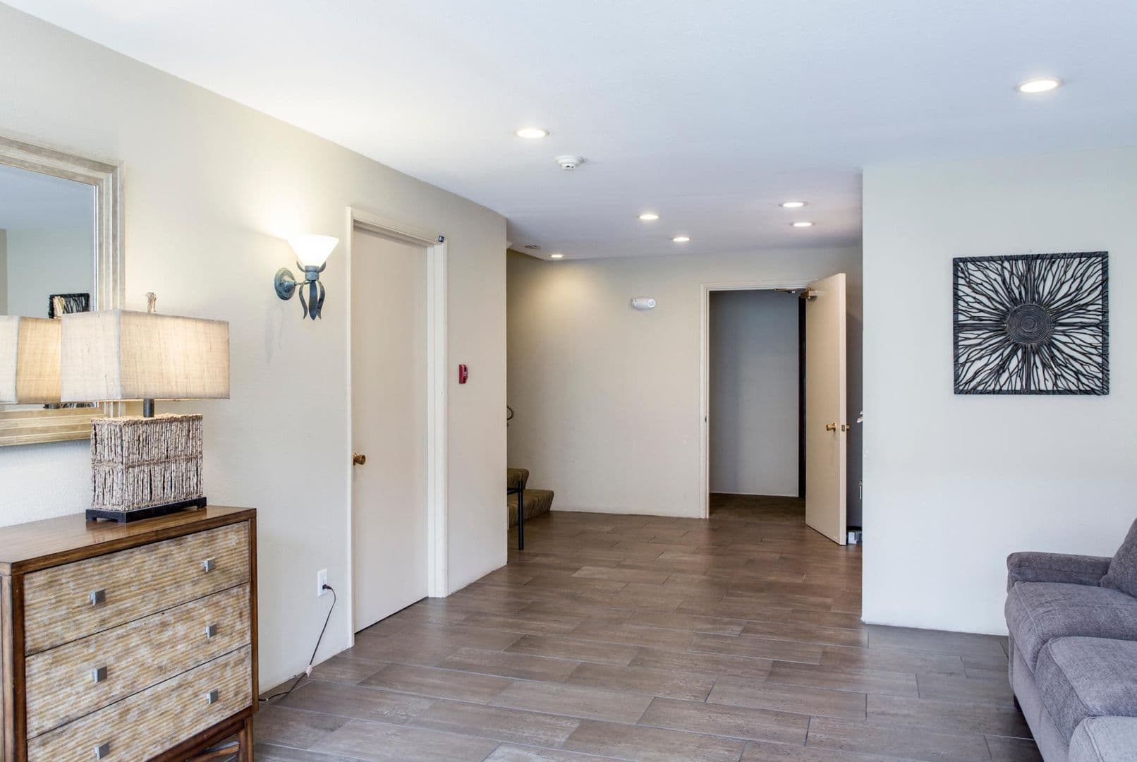 Bellevue Apartment: 16053 - 16057 NE 8th St