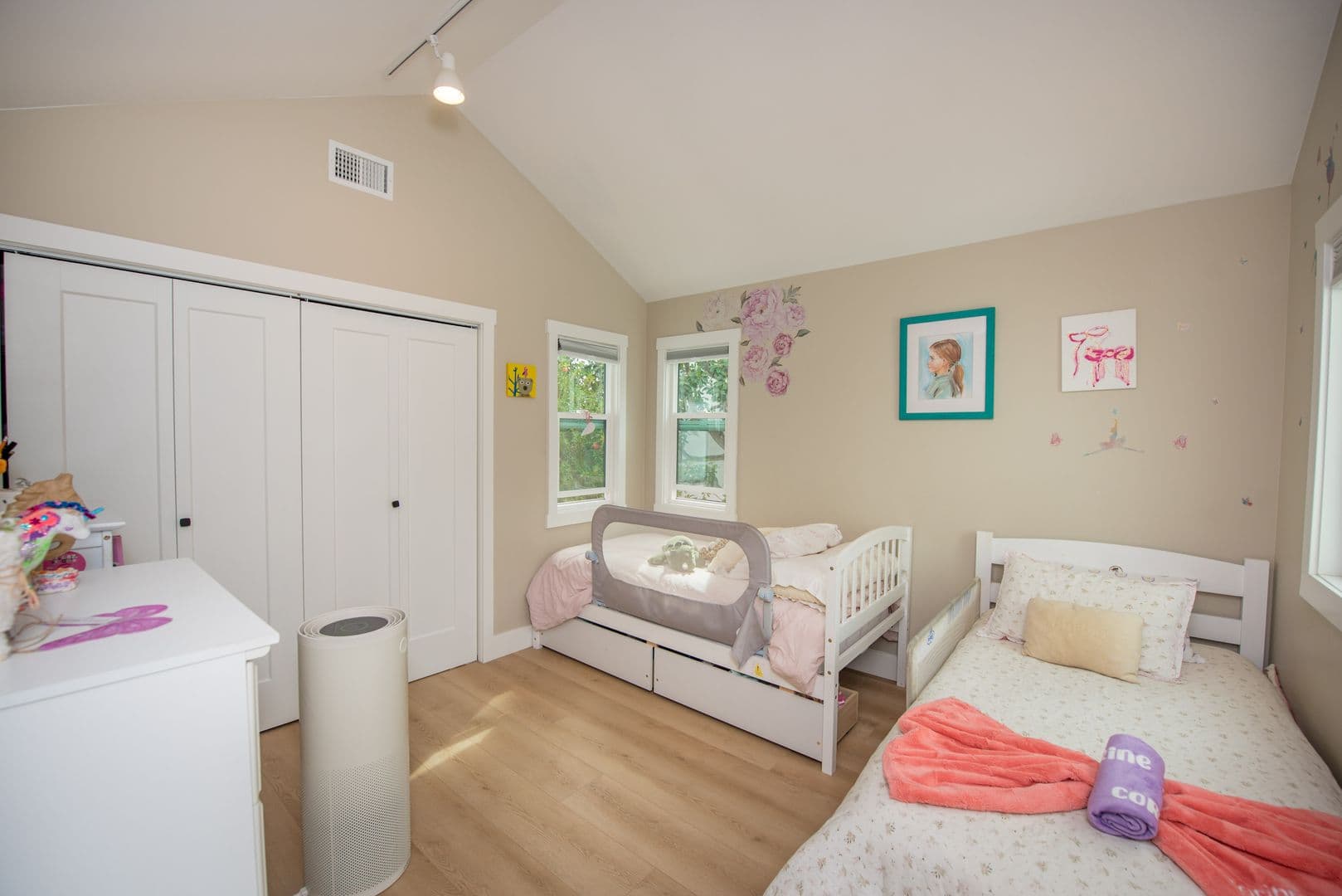 Huntington Beach House: 207 21st Street