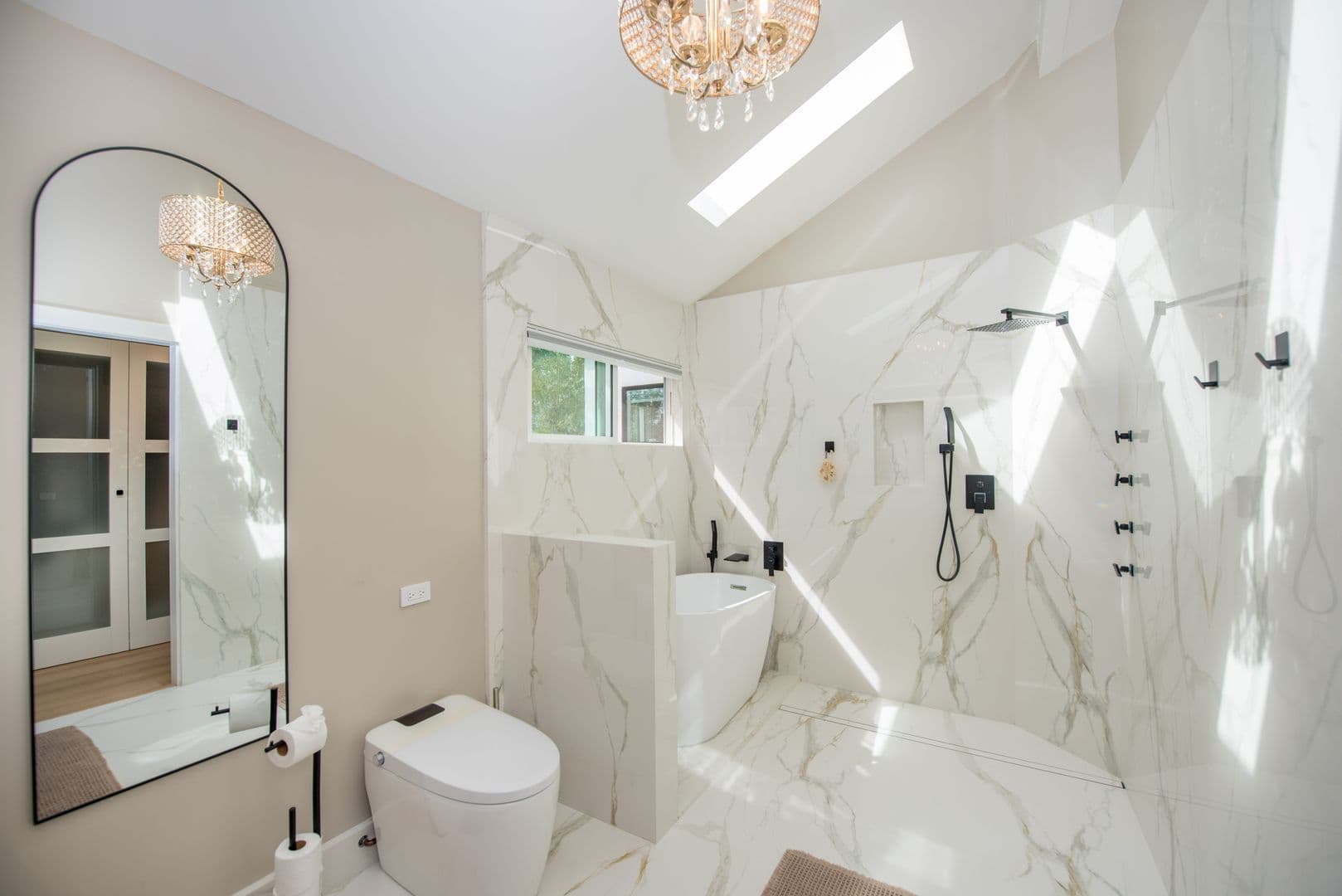 Huntington Beach House: 207 21st Street
