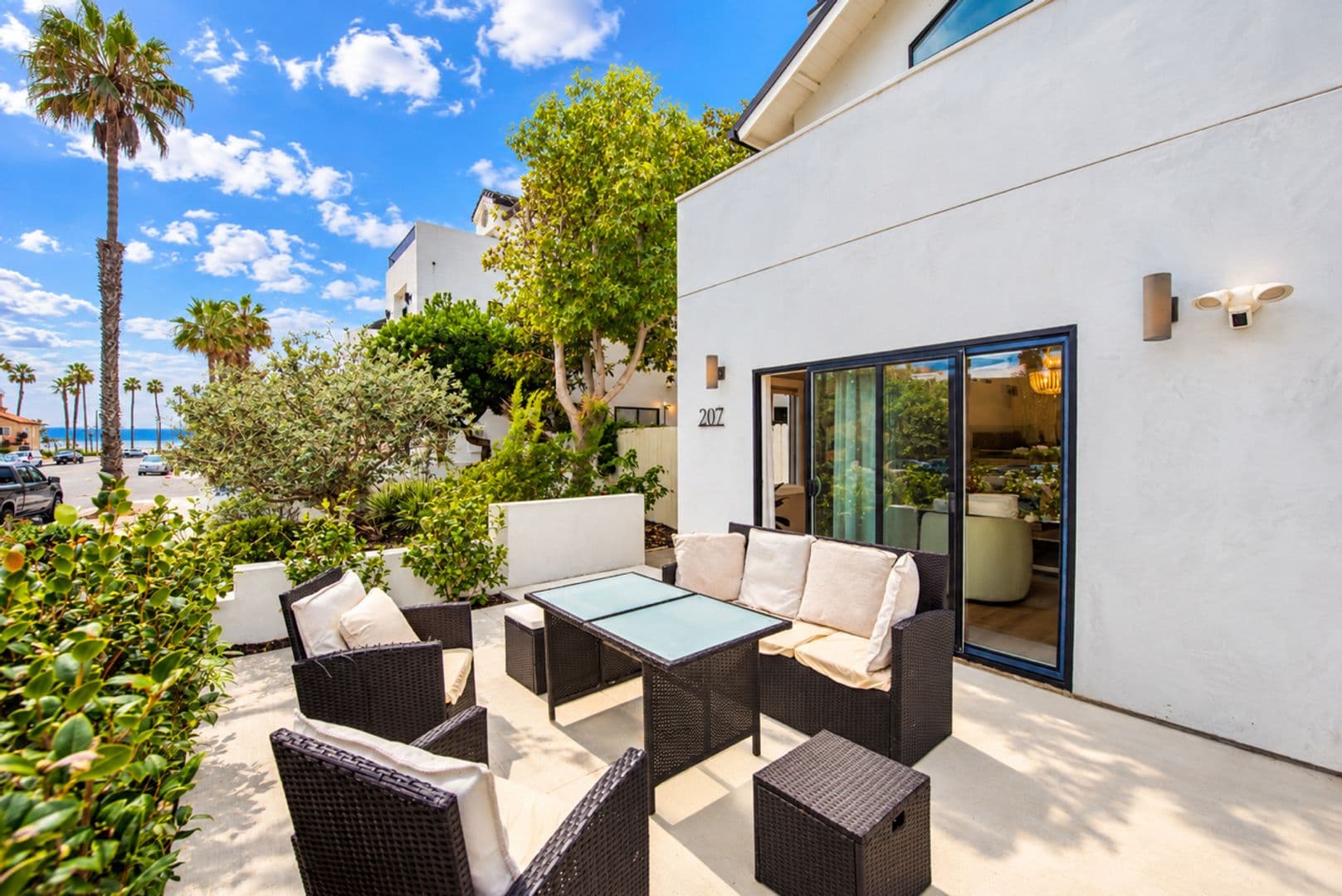 Huntington Beach House: 207 21st Street