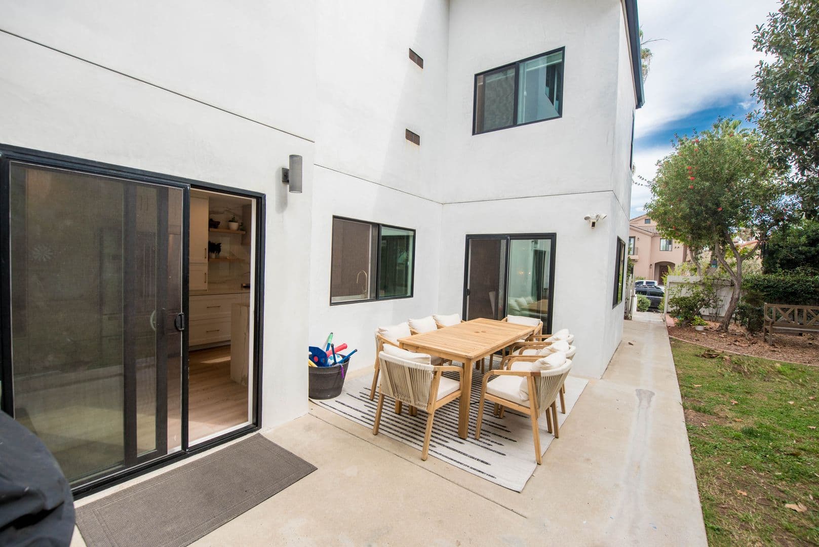 Huntington Beach House: 207 21st Street