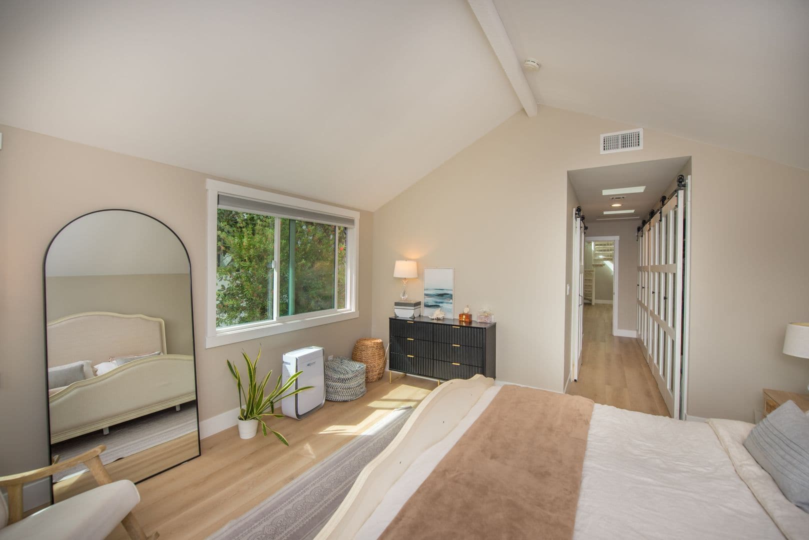 Huntington Beach House: 207 21st Street