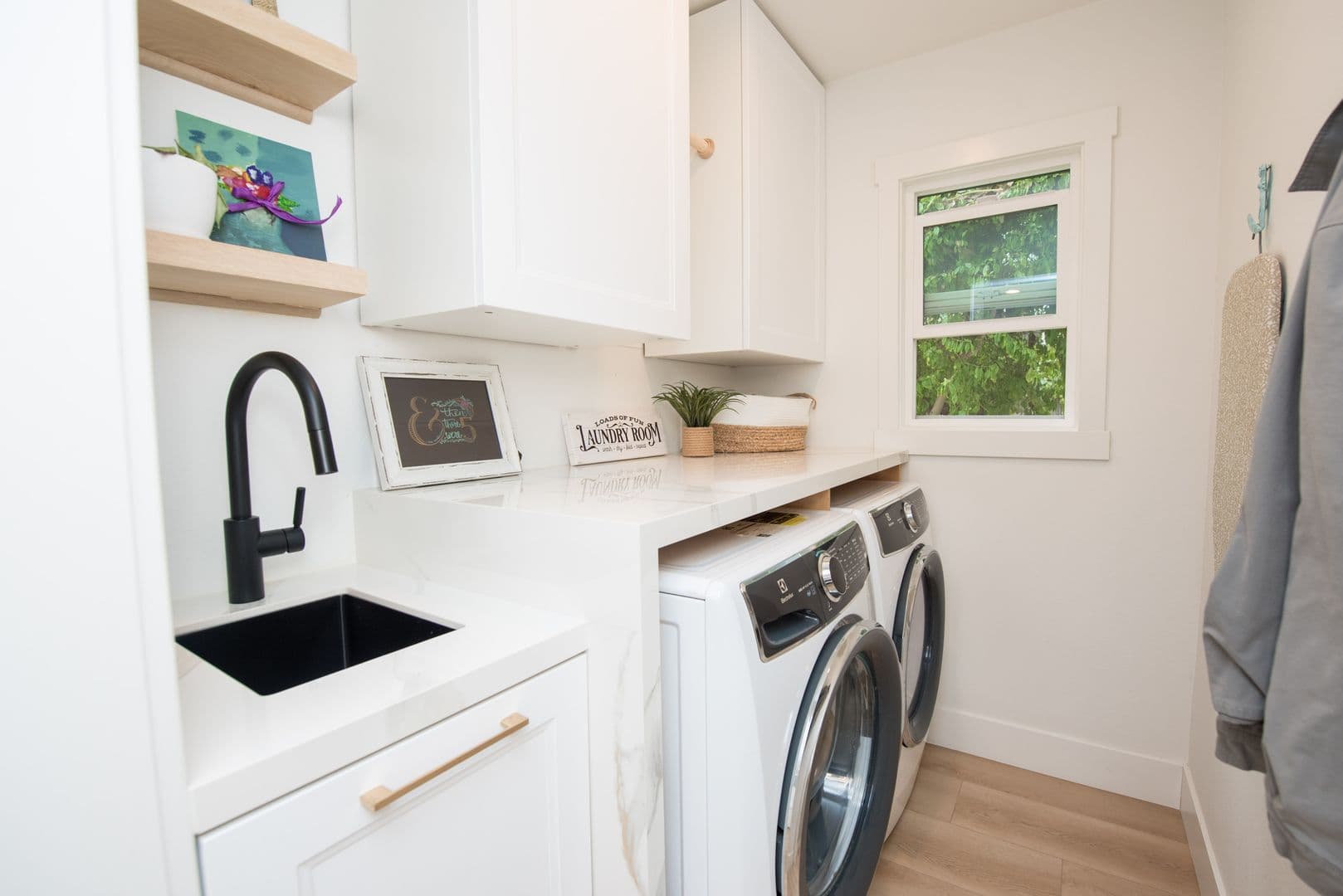 Huntington Beach House: 207 21st Street