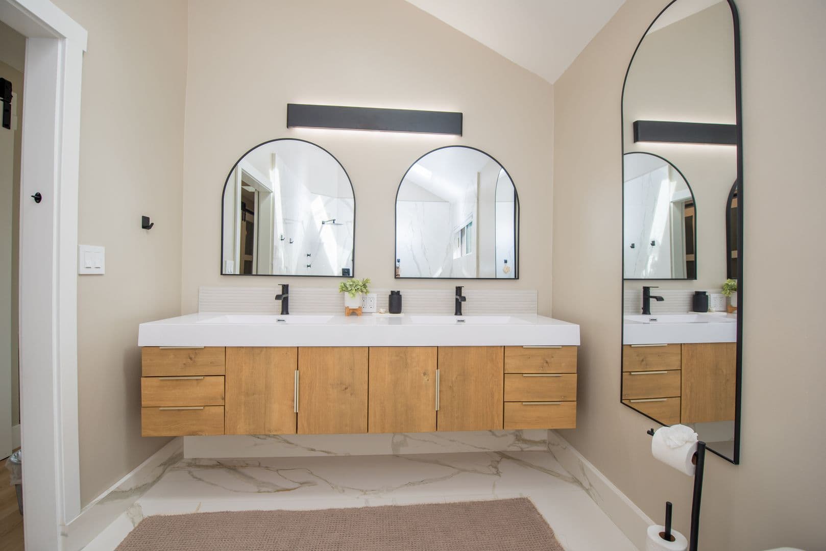 Huntington Beach House: 207 21st Street