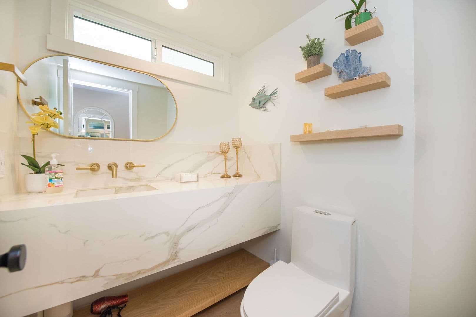Huntington Beach House: 207 21st Street