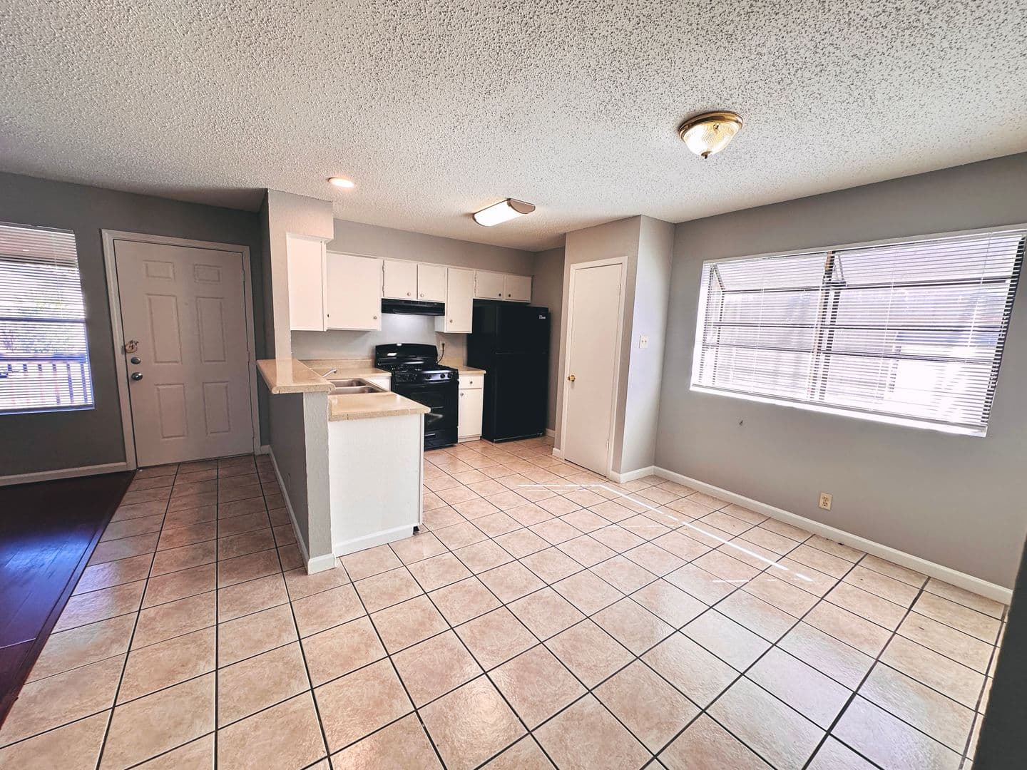 Austin Apartment: 9808 Roxanna Dr