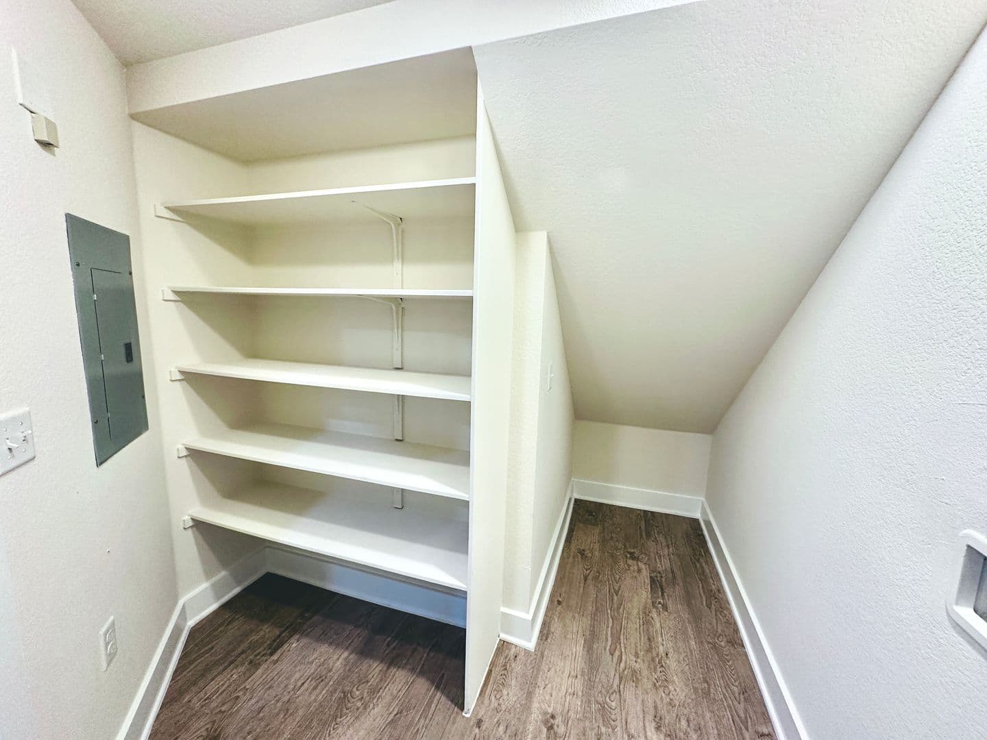 Georgetown Apartment: 2216 Creekside Ln