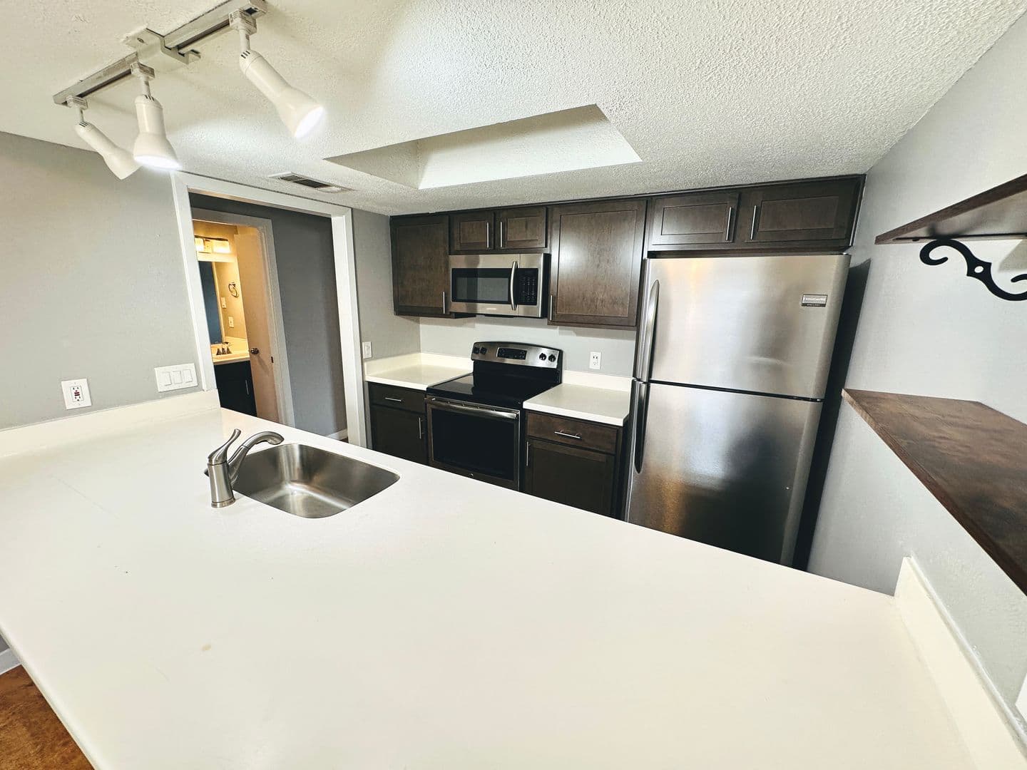 Austin Apartment: Willowrun Dr