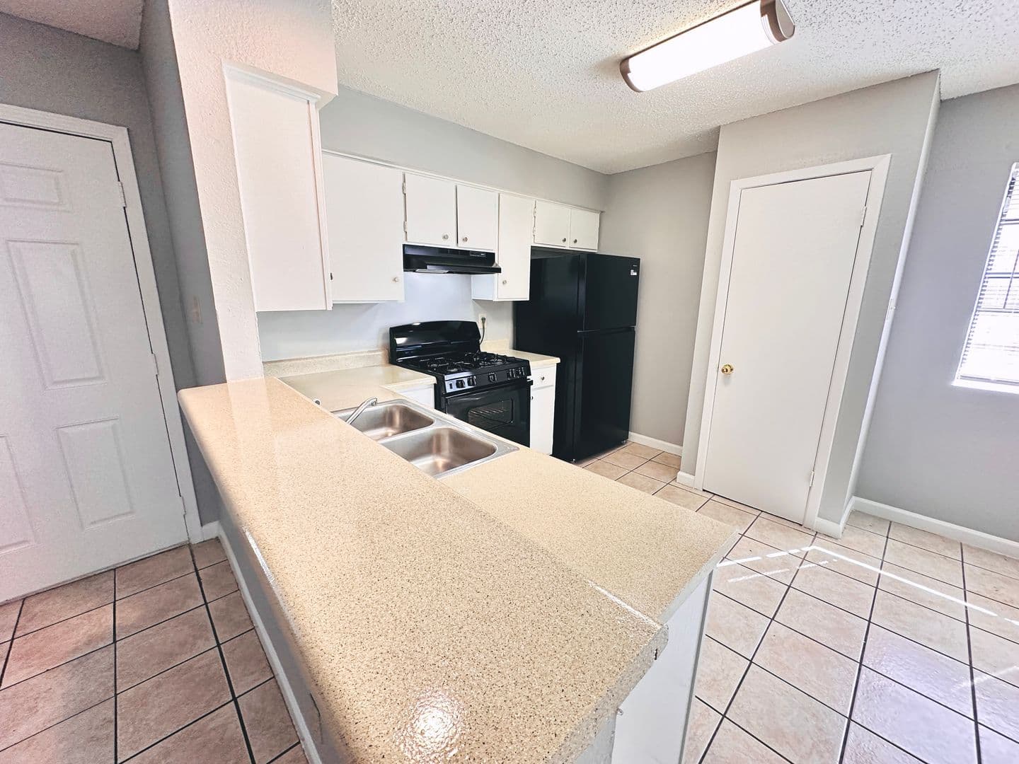 Austin Apartment: 9808 Roxanna Dr