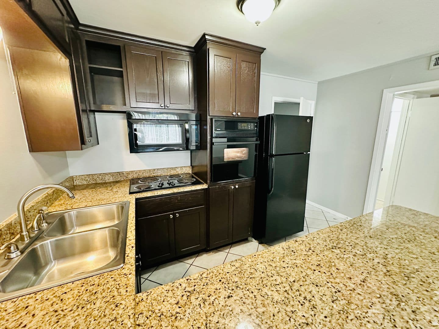 Austin Apartment: 601 W. 11th St.