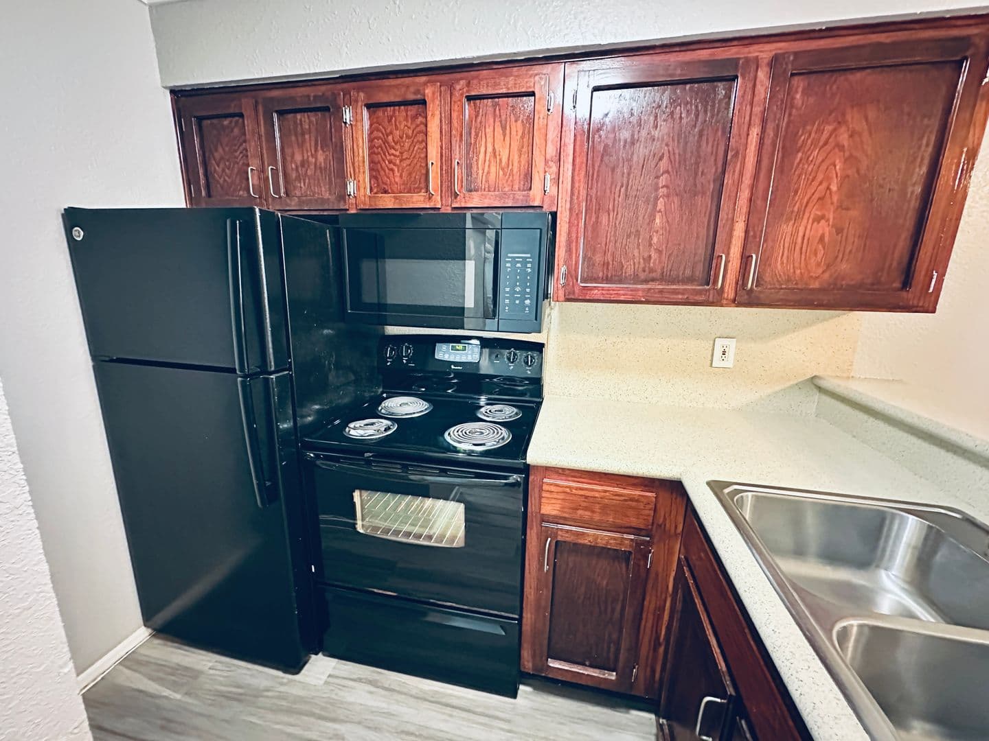 Austin Apartment: 3702 S 2nd ST
