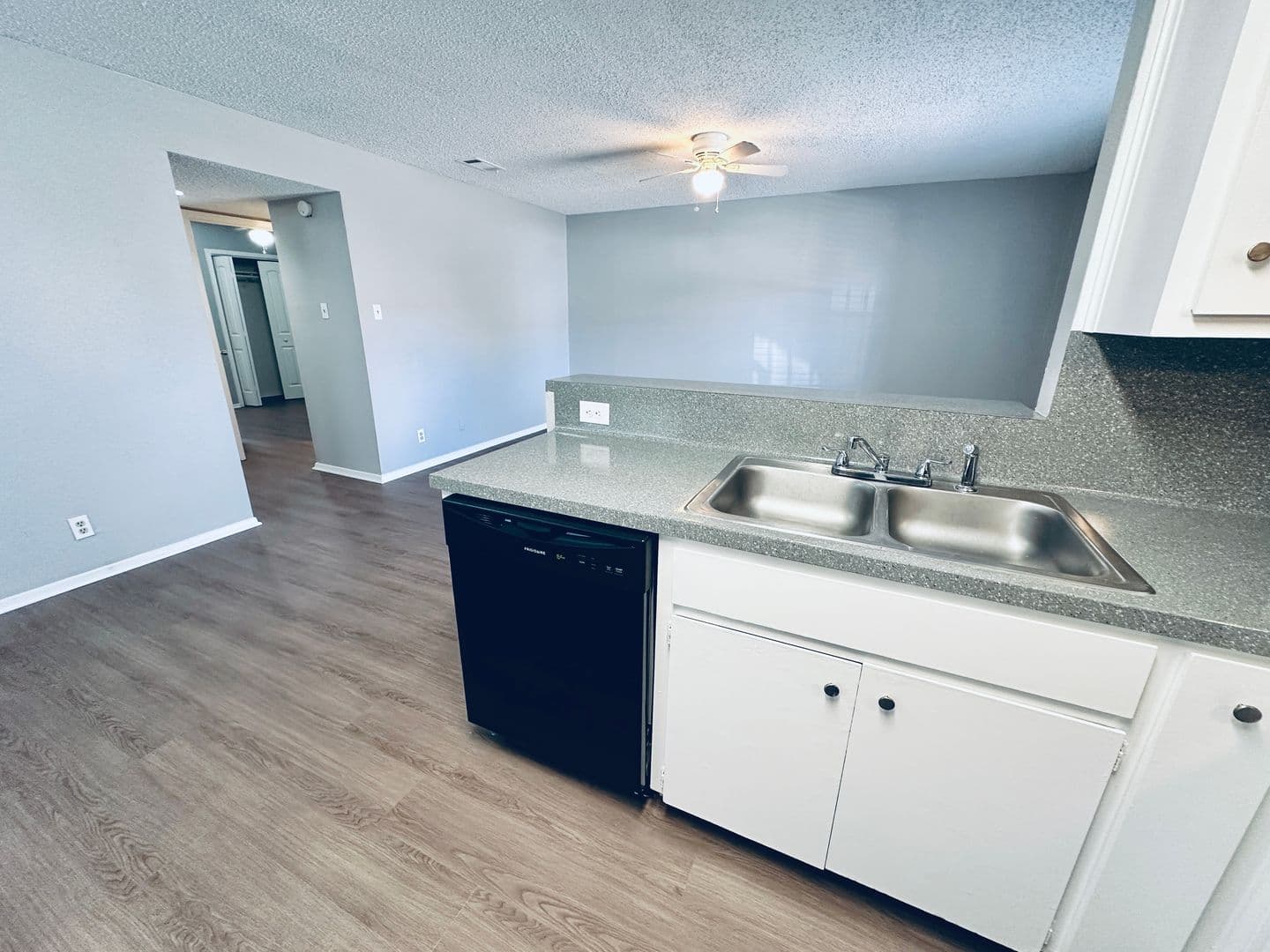 Austin Apartment: 5500 Rose Hill Circle