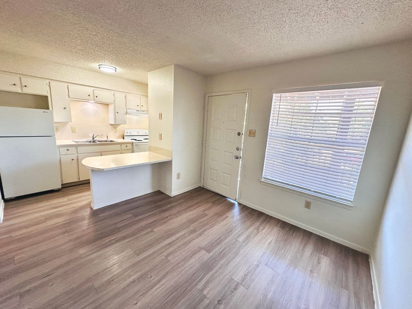 Austin Apartment: 3106 Stoneway Drive