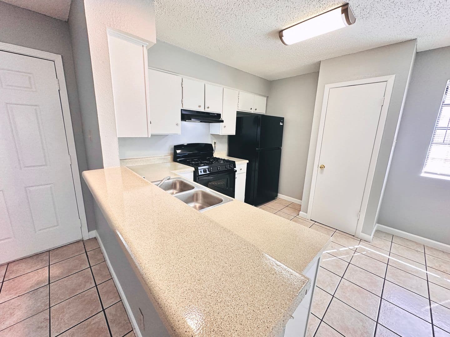 Austin Apartment: 9808 Roxanna Dr