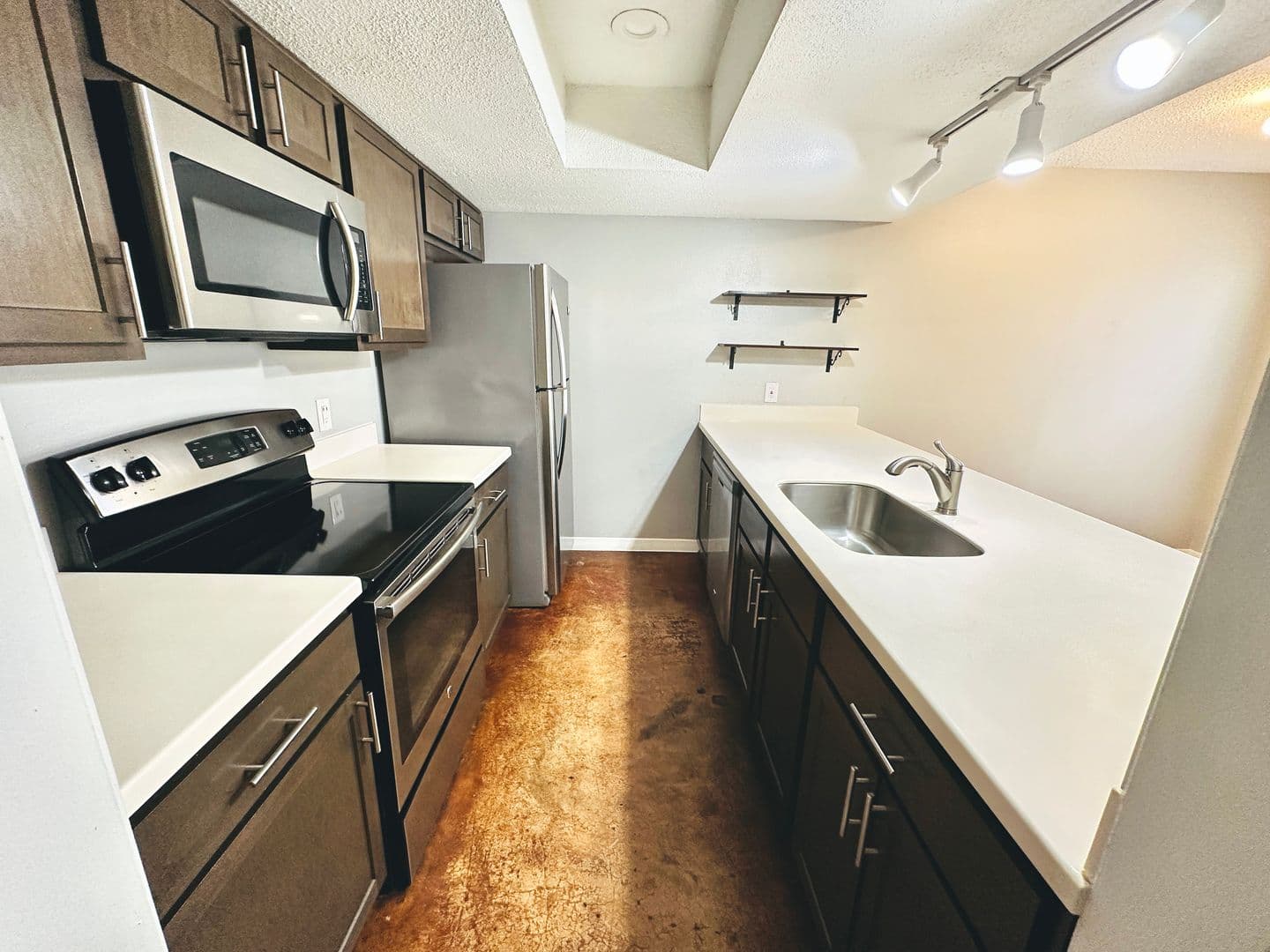 Austin Apartment: Willowrun Dr