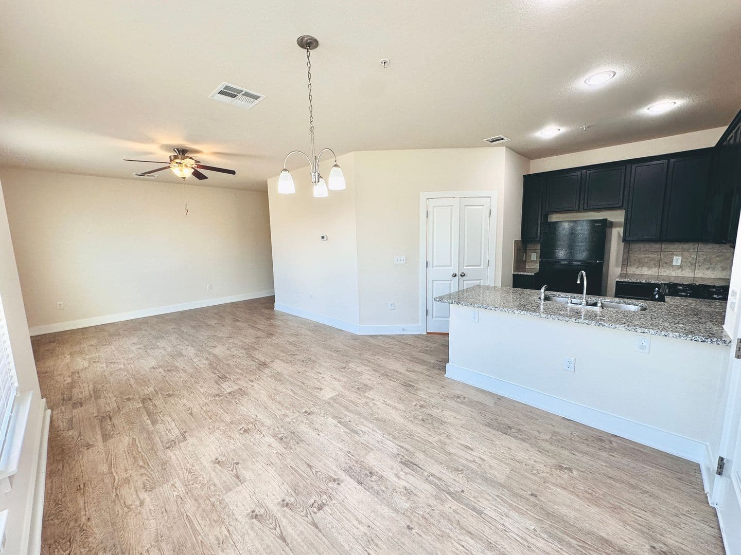 Georgetown Apartment: 2216 Creekside Ln