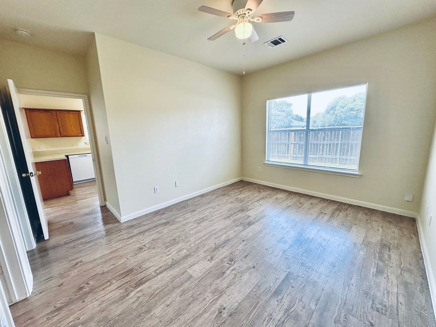 Round Rock Apartment: 2873 Southampton