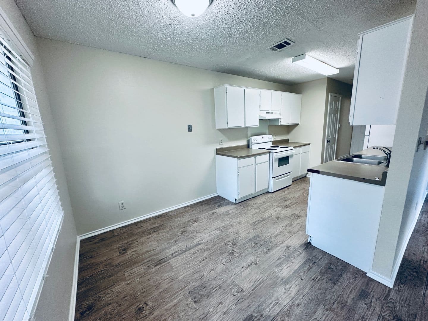 Austin Apartment: 379 Fantail Loop