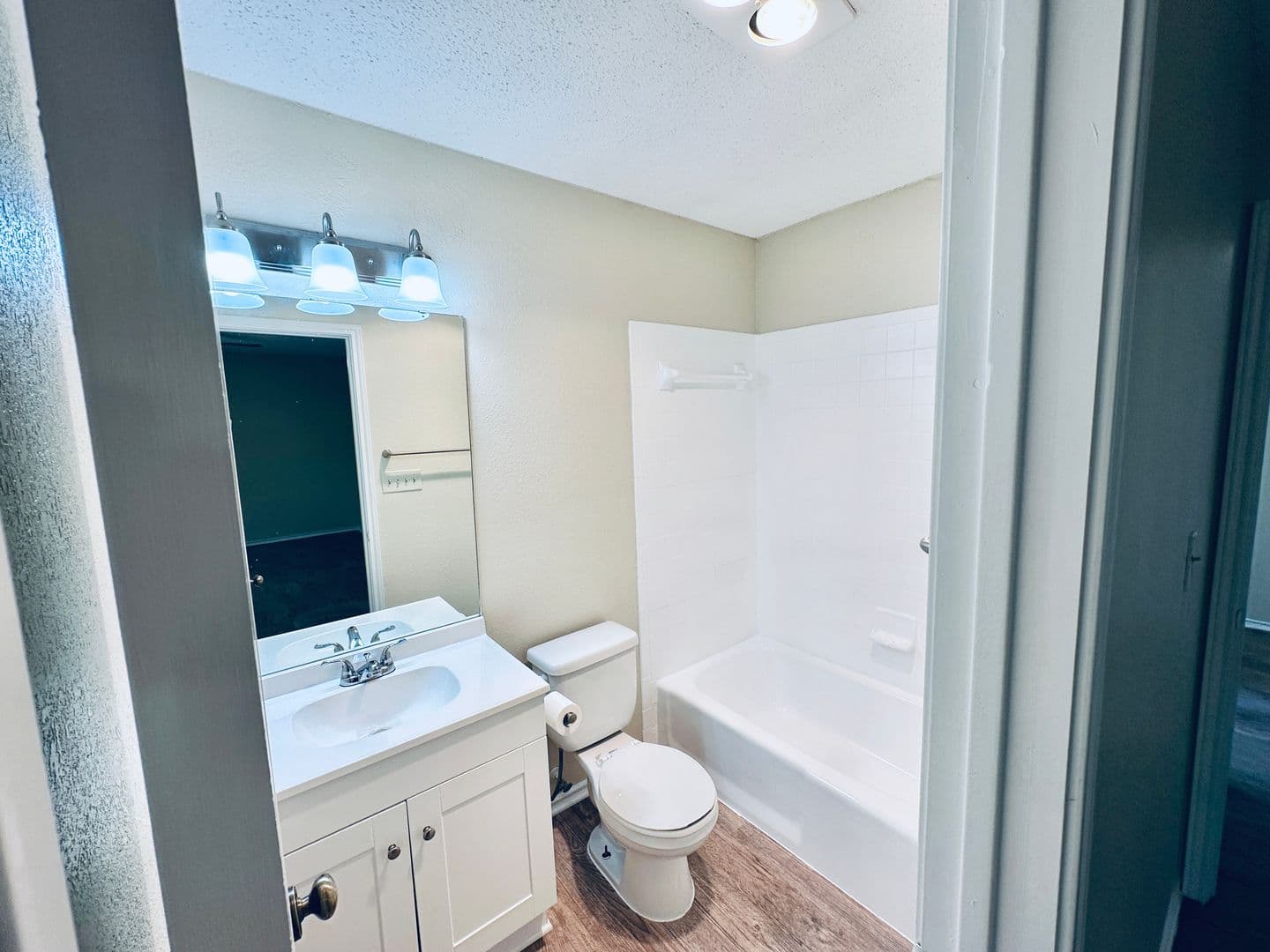 Austin Apartment: 379 Fantail Loop