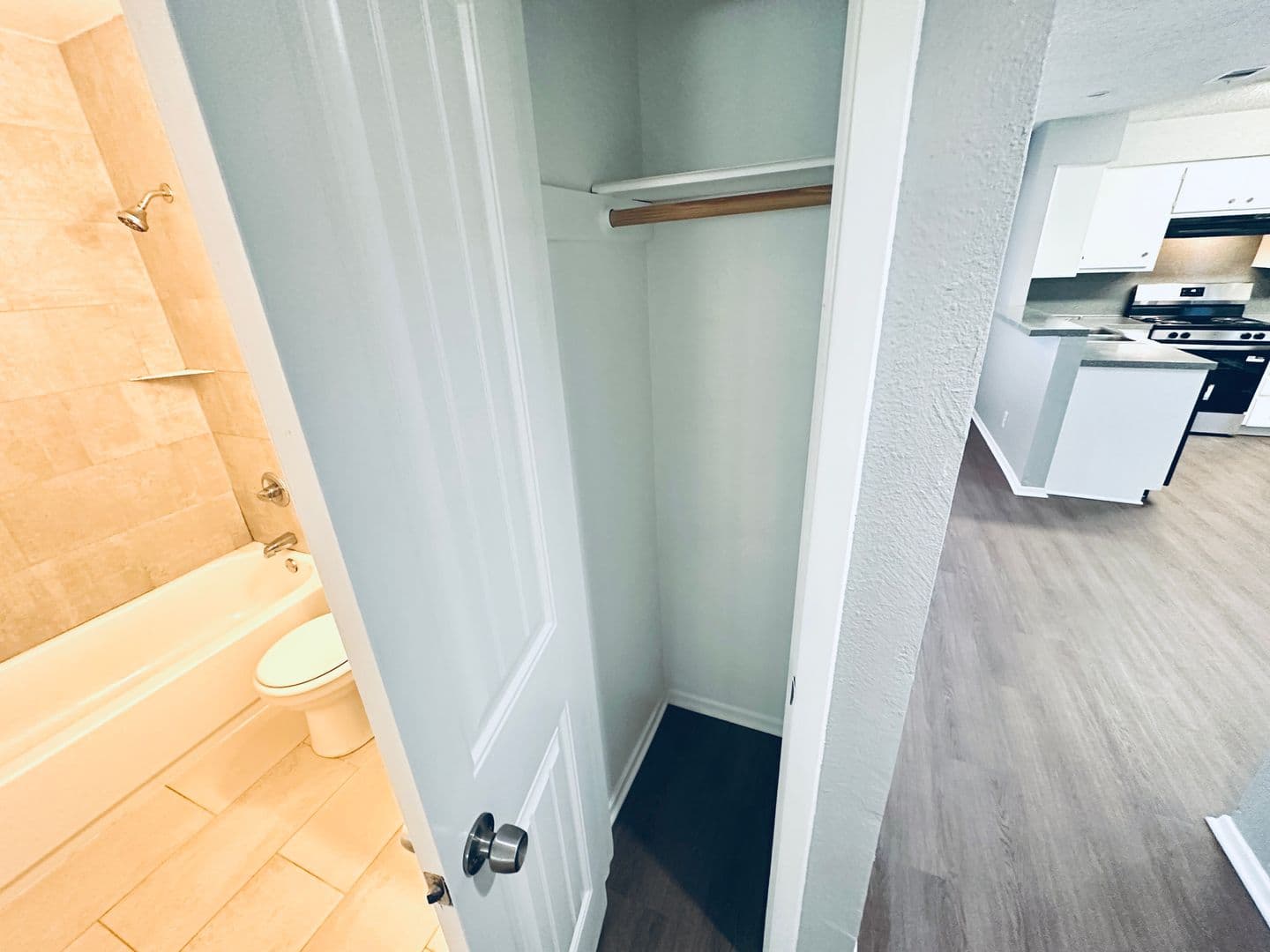 Austin Apartment: 5500 Rose Hill Circle