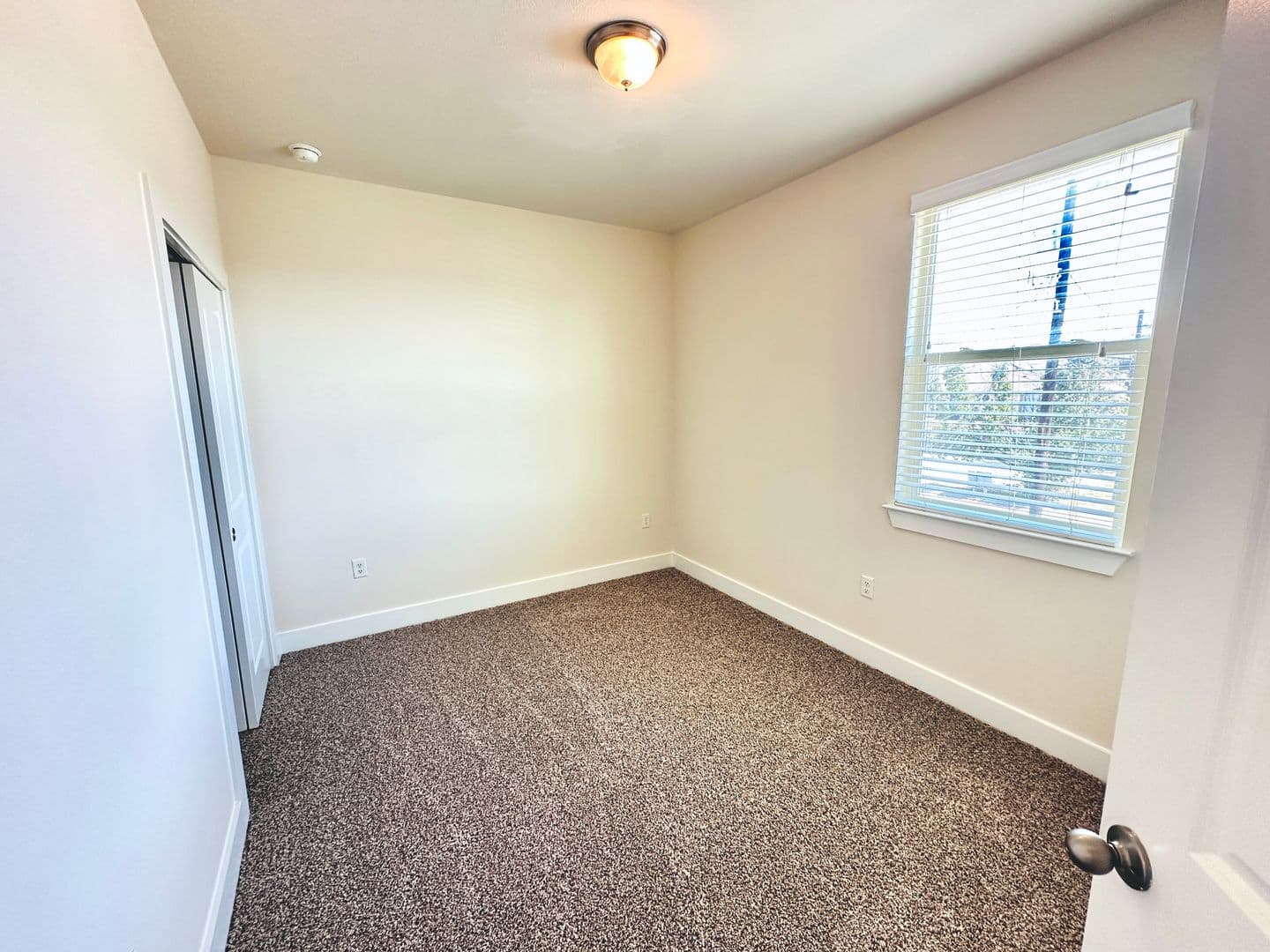 Georgetown Apartment: 2216 Creekside Ln