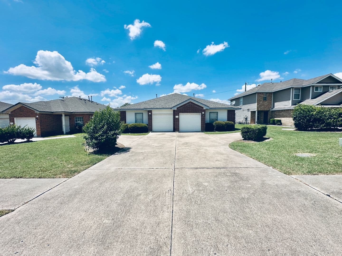 Round Rock Apartment: 2873 Southampton