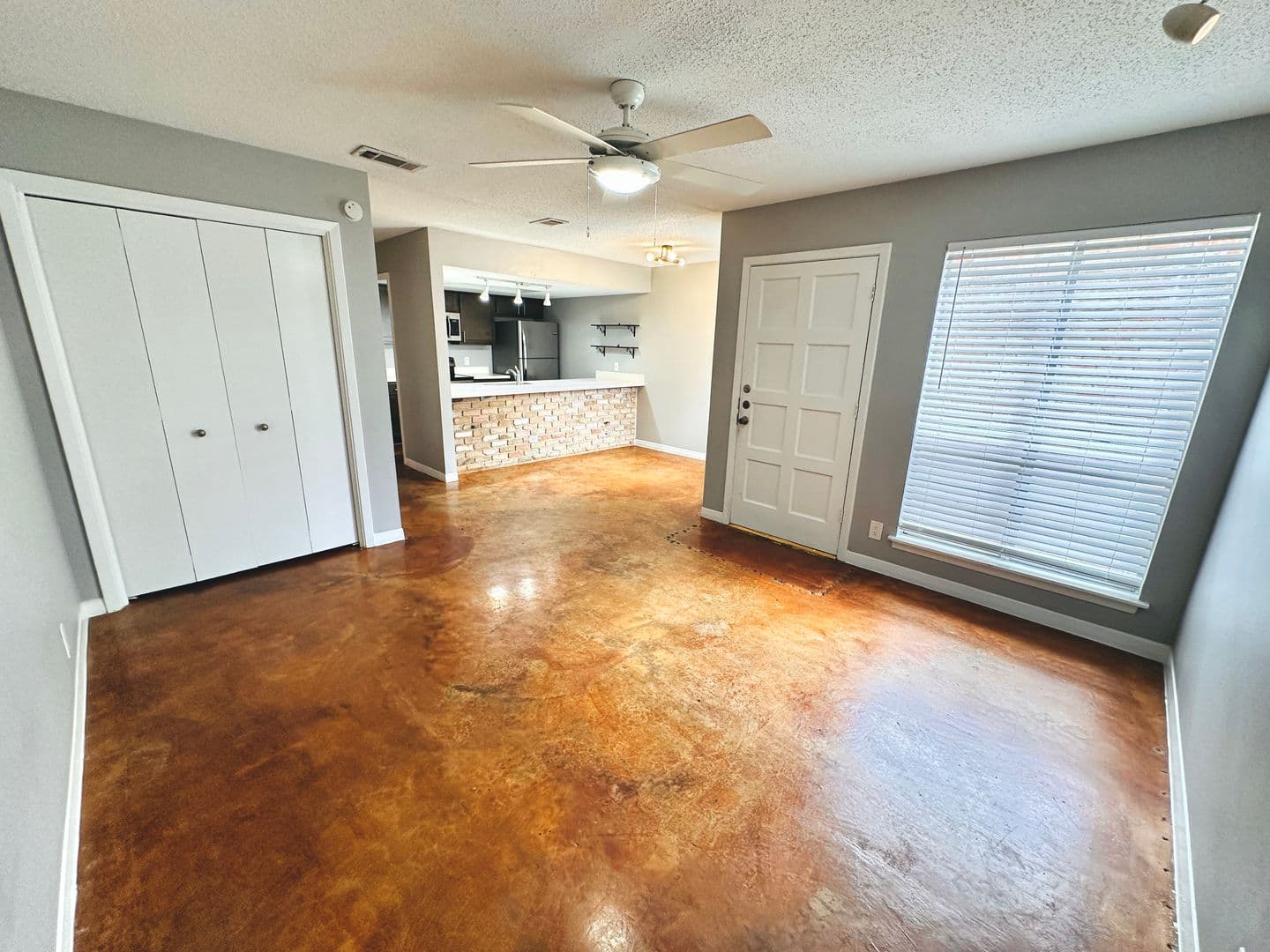 Austin Apartment: Willowrun Dr