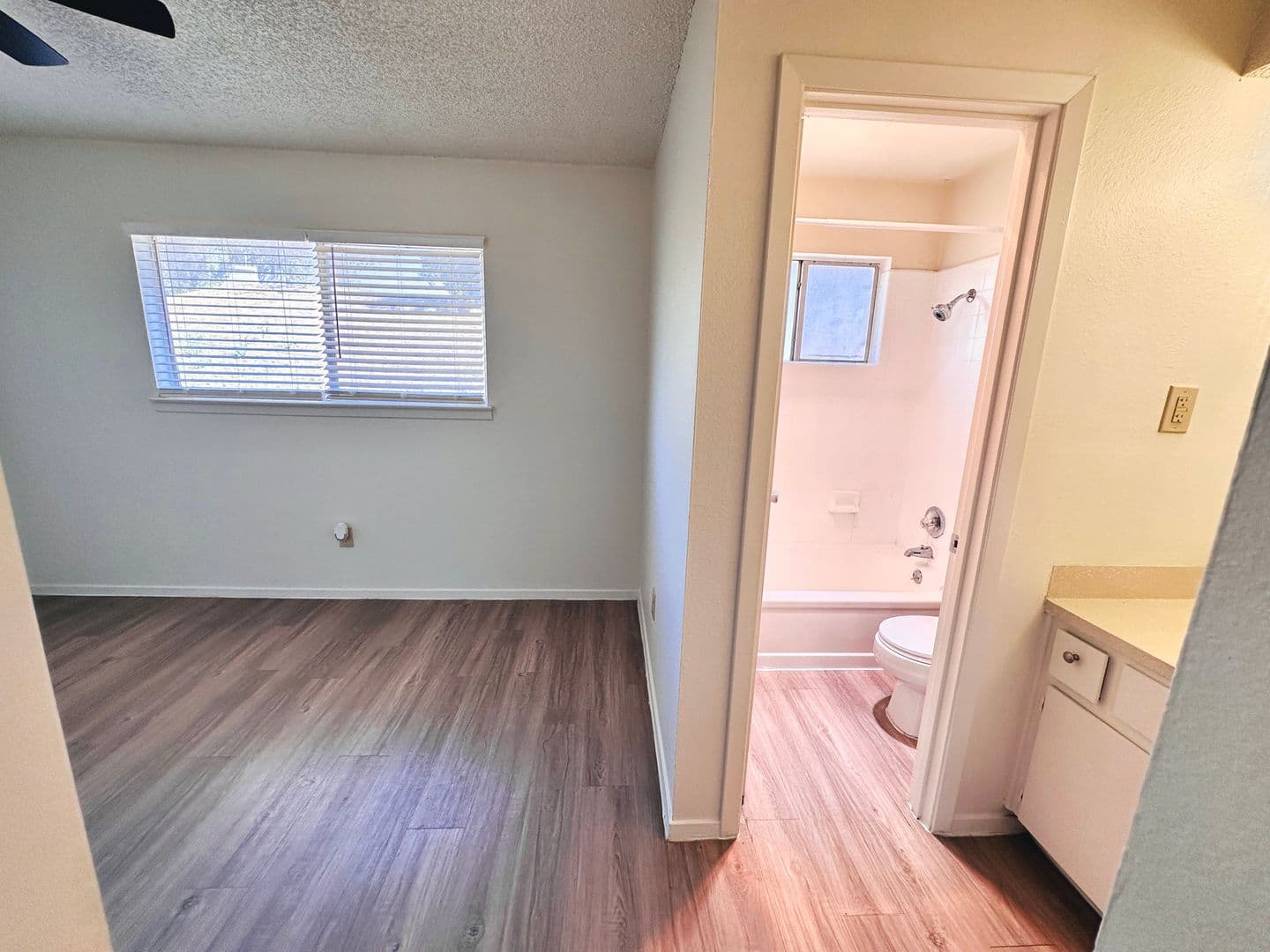 Austin Apartment: 3106 Stoneway Drive