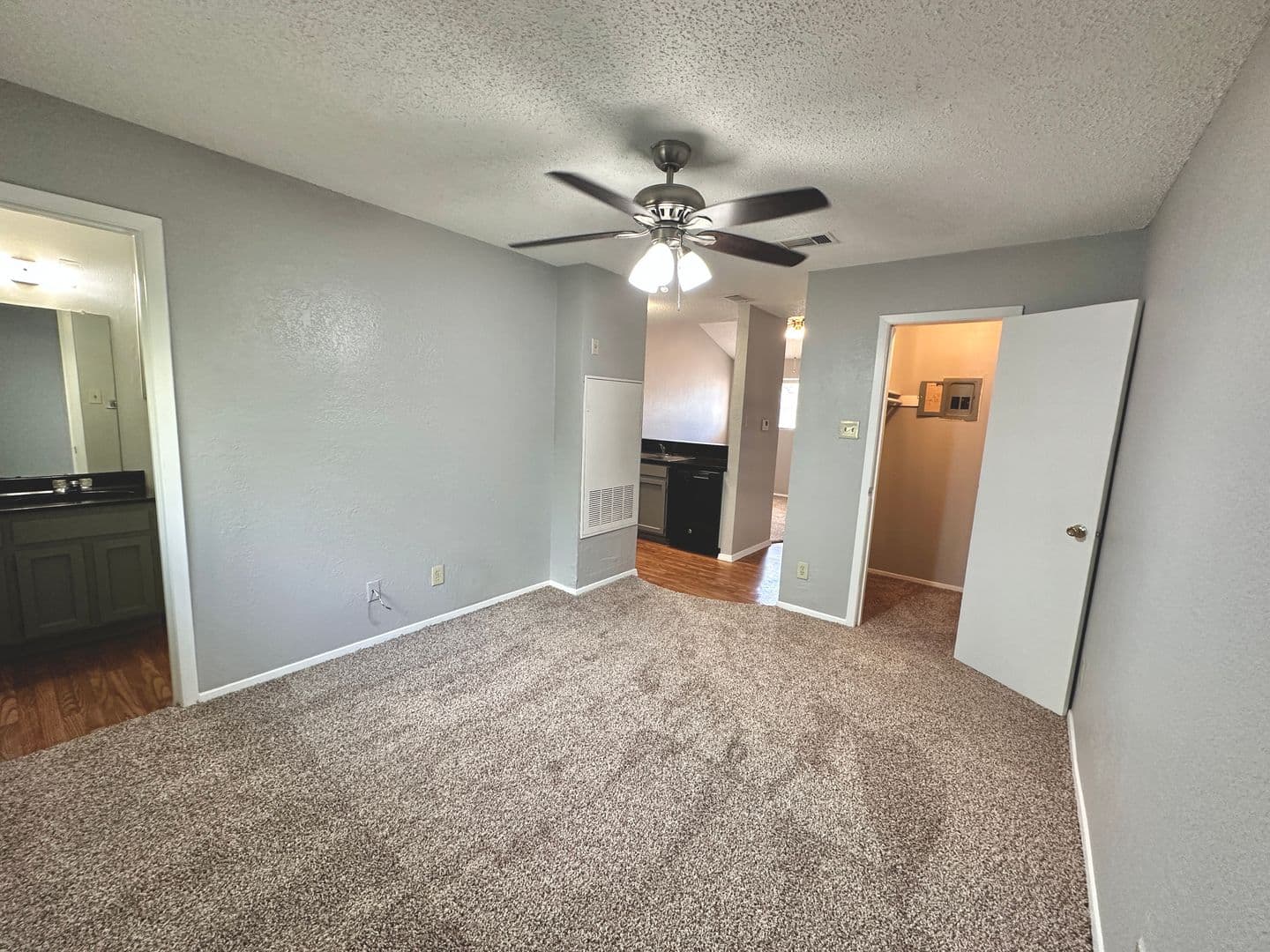 Austin Apartment: 3702 S 2nd ST