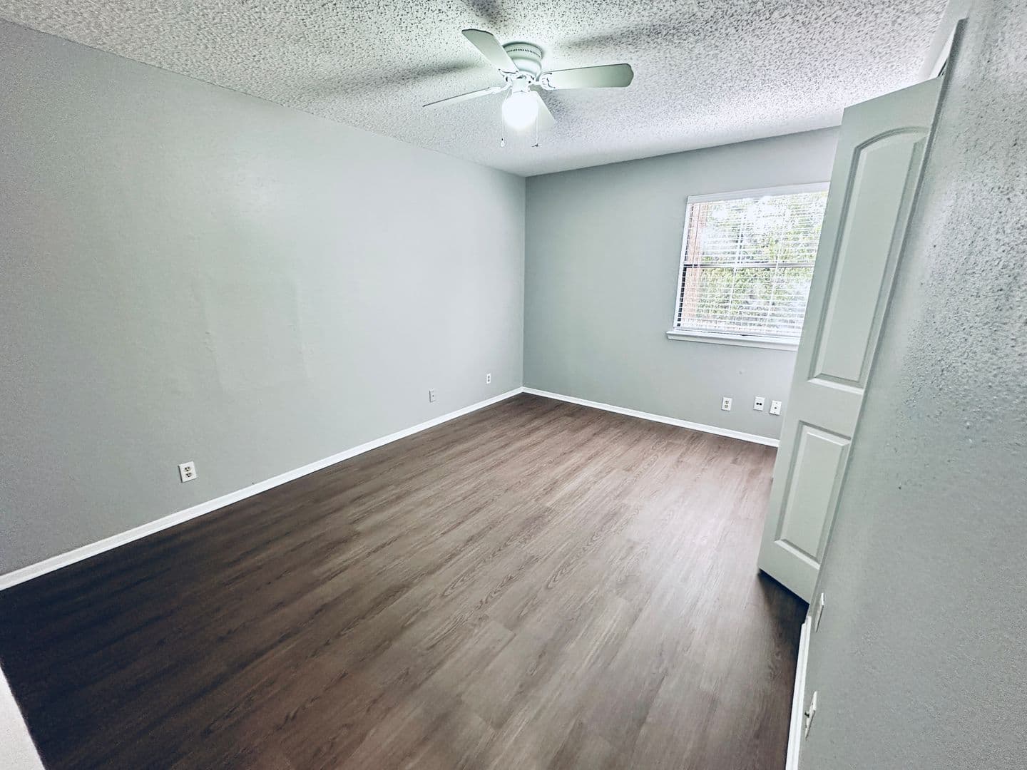 Austin Apartment: 5500 Rose Hill Circle