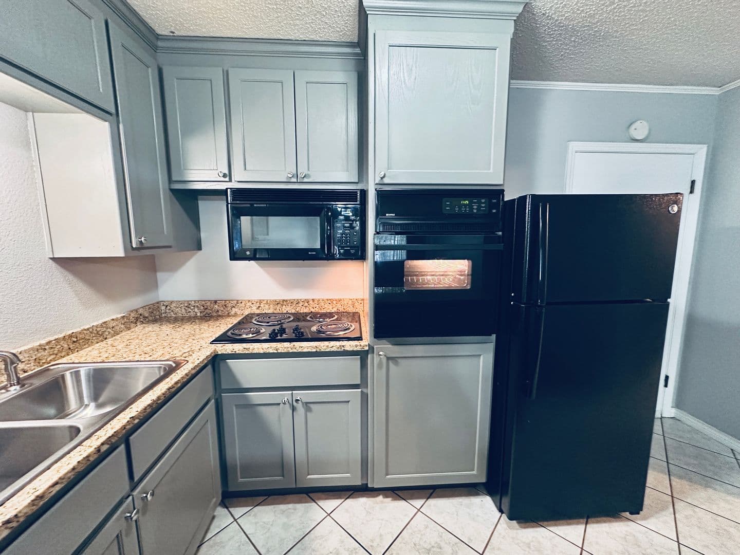 Austin Apartment: 601 W. 11th St.