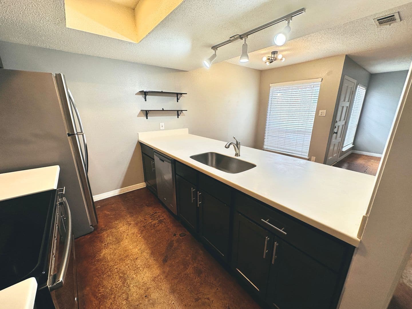 Austin Apartment: Willowrun Dr