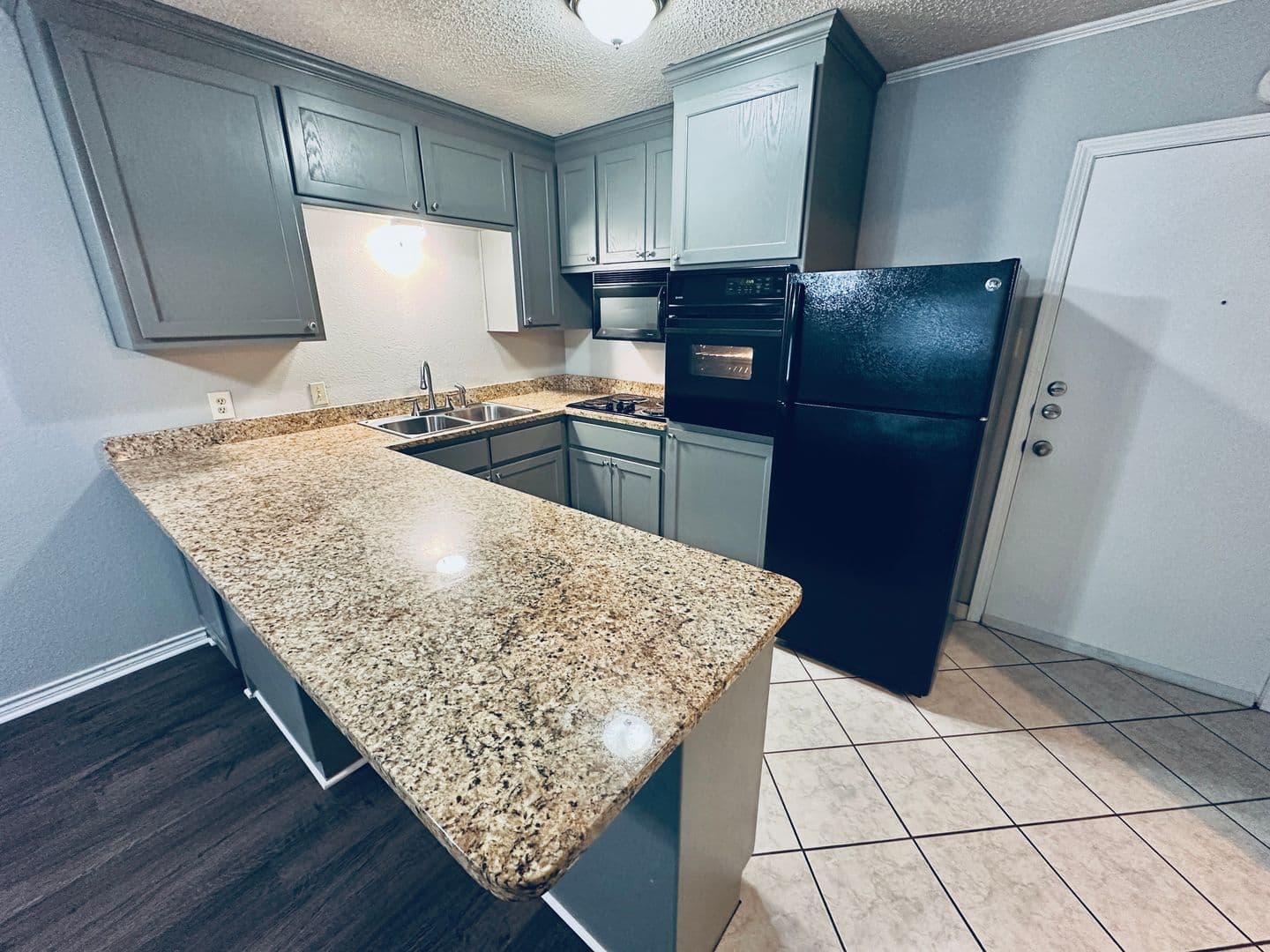 Austin Apartment: 601 W. 11th St.