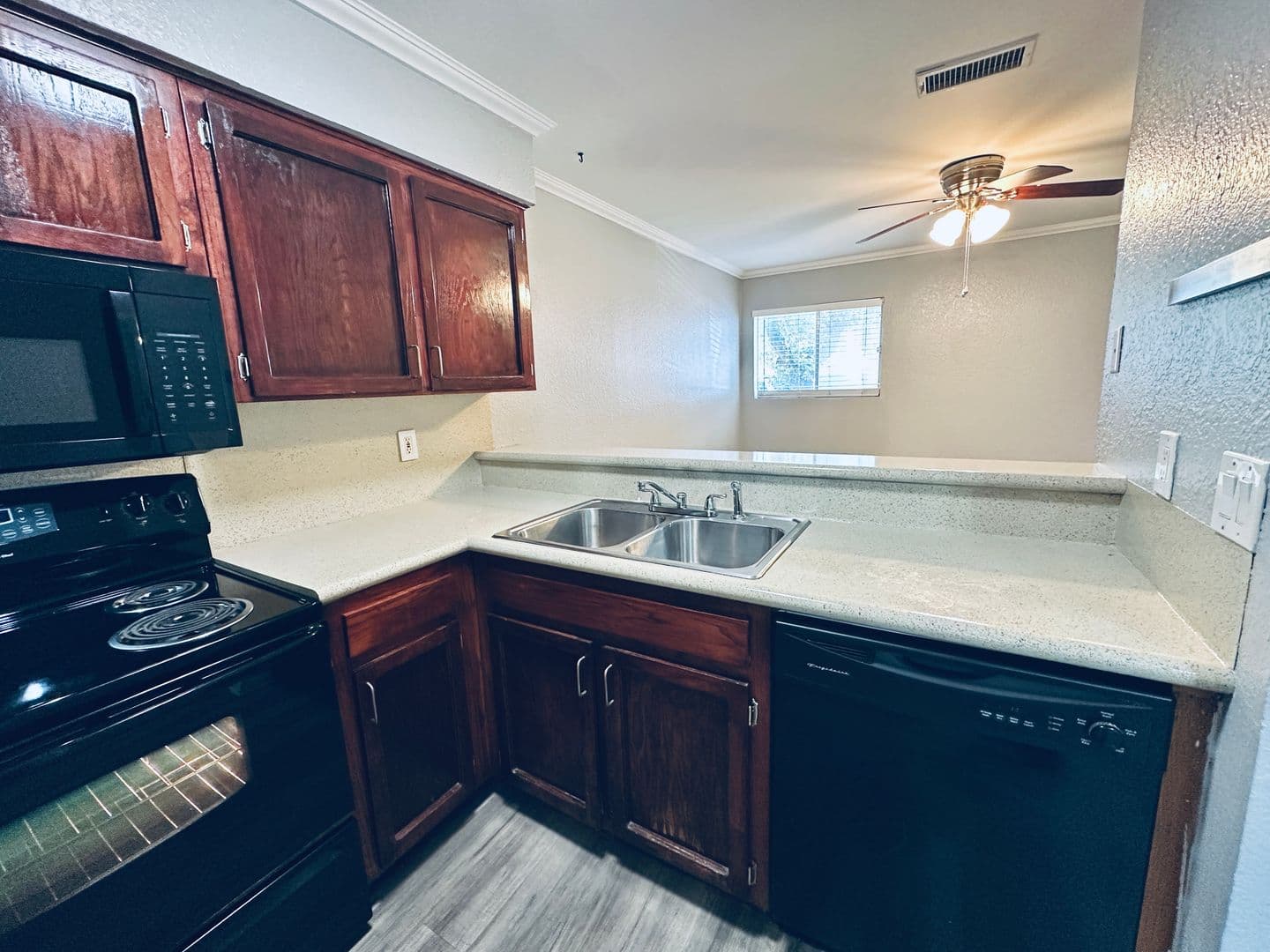 Austin Apartment: 3702 S 2nd ST