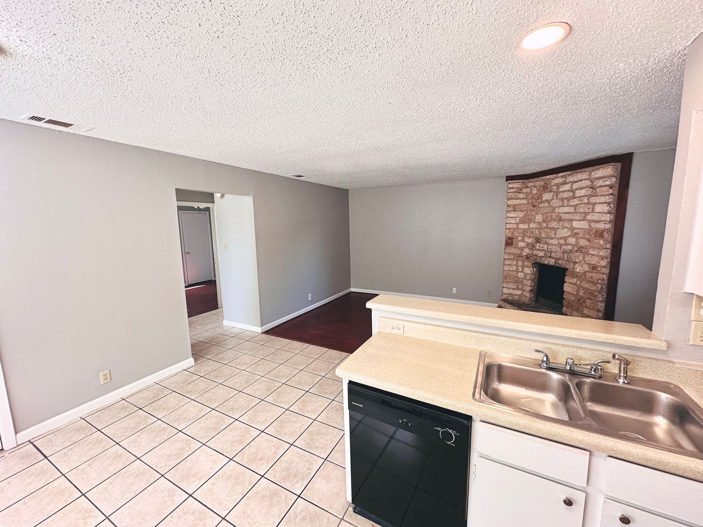Austin Apartment: 9808 Roxanna Dr