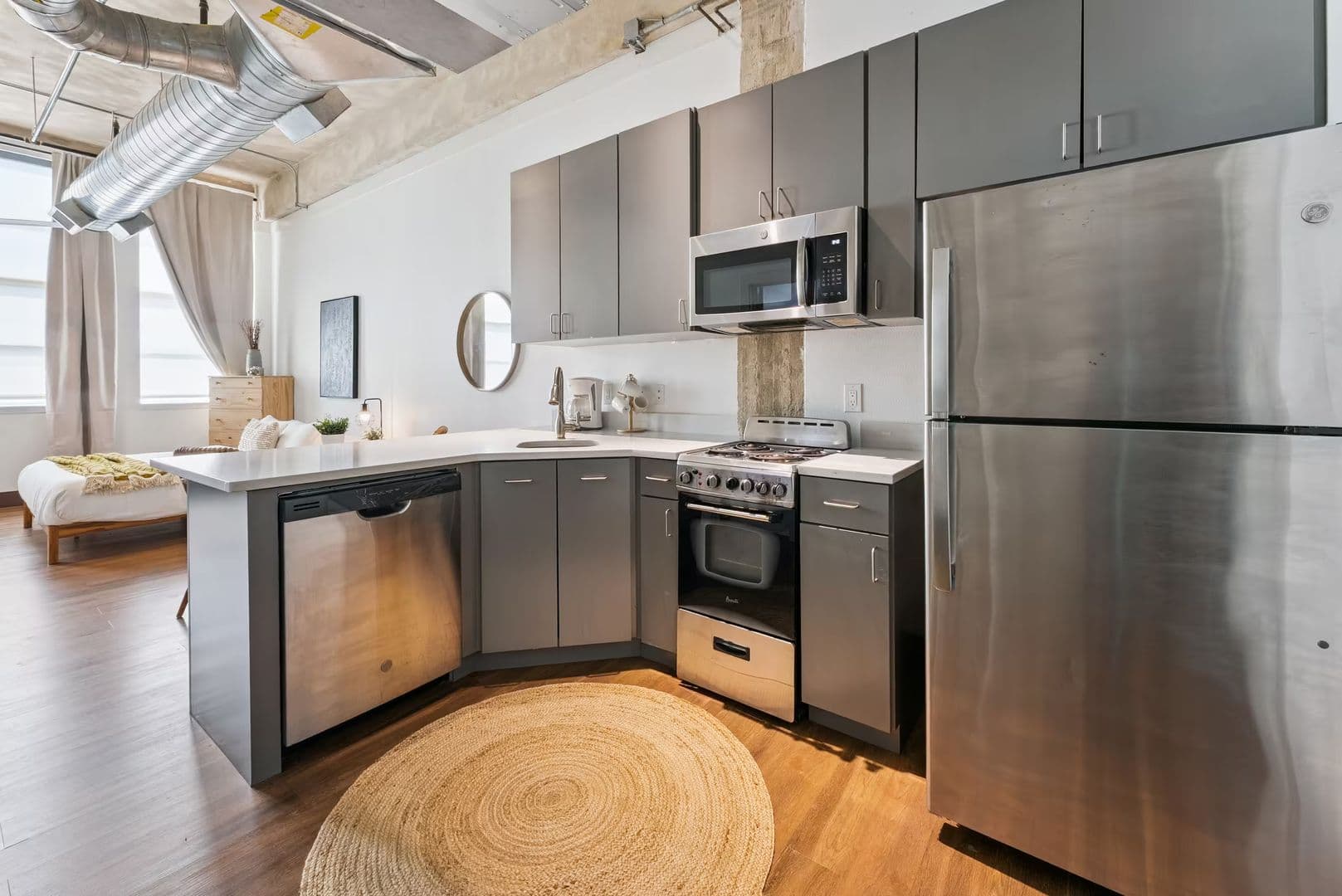 Dallas Apartment: 1403 Corinth Street # 305