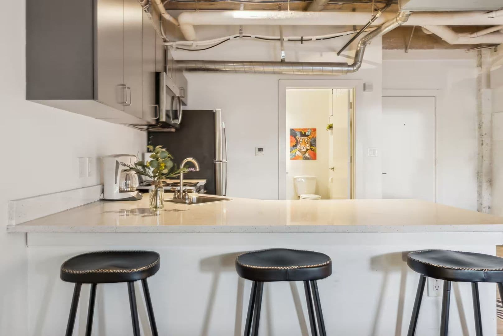 Dallas Apartment: 1403 Corinth Street # 210