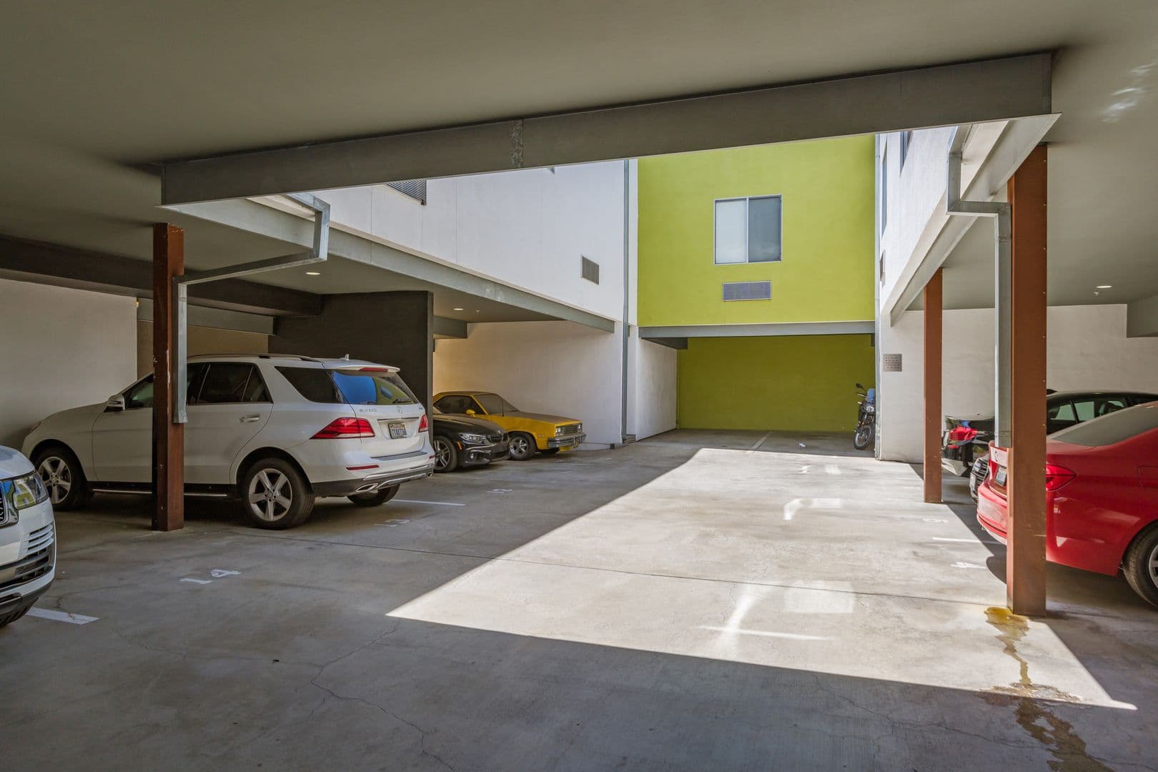 San Diego Condo: 1944 State St Unit 6