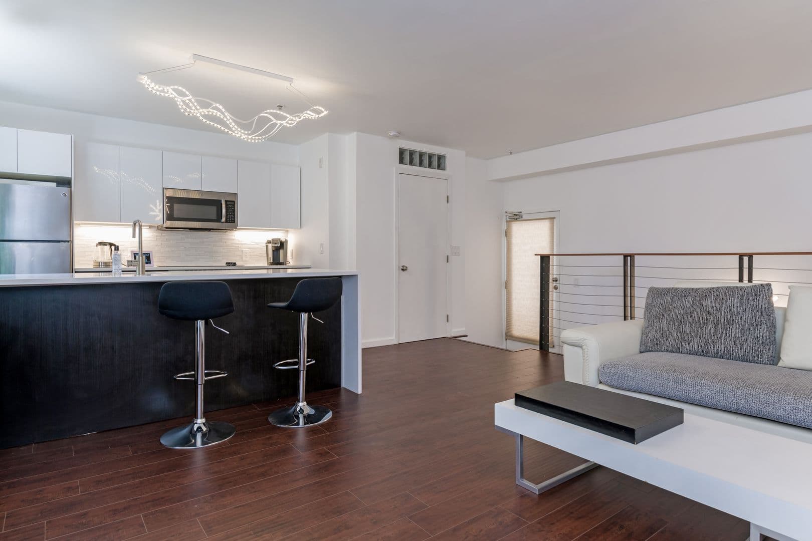 San Diego Condo: 1944 State St Unit 6