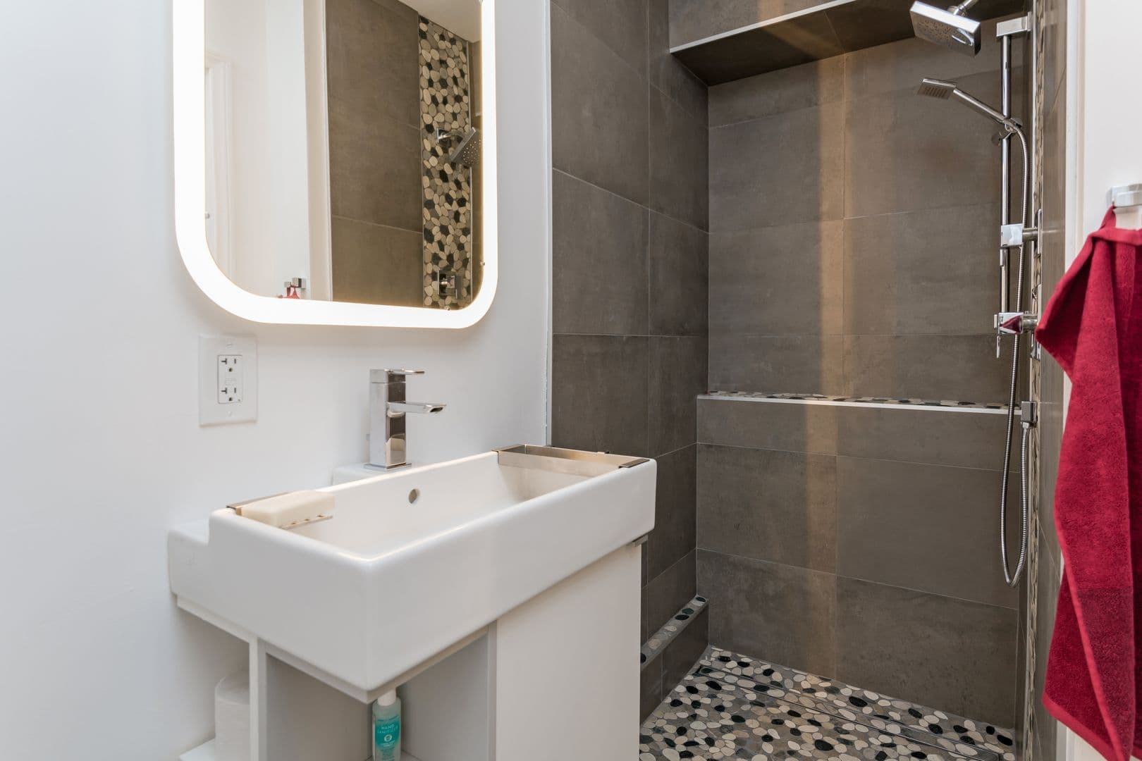San Diego Condo: 1944 State St Unit 6