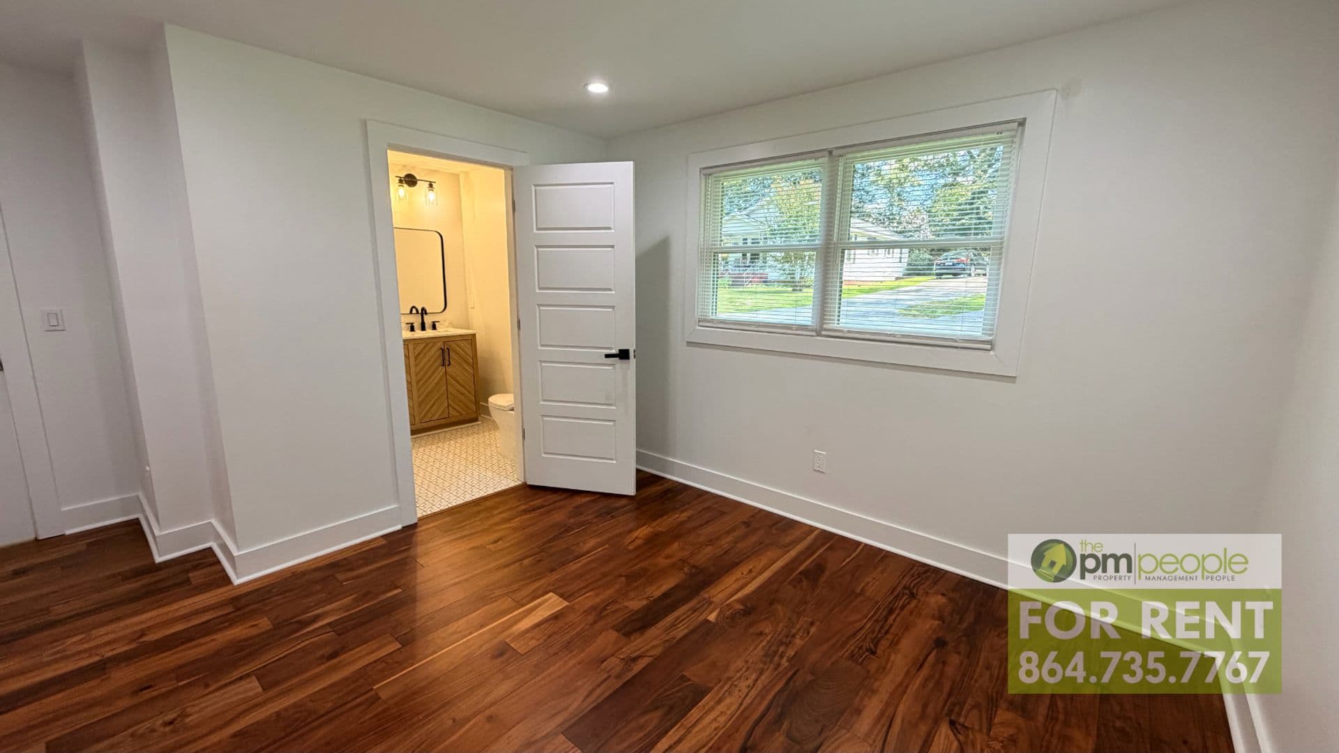 Easley House: 108 Saint Lo Cr