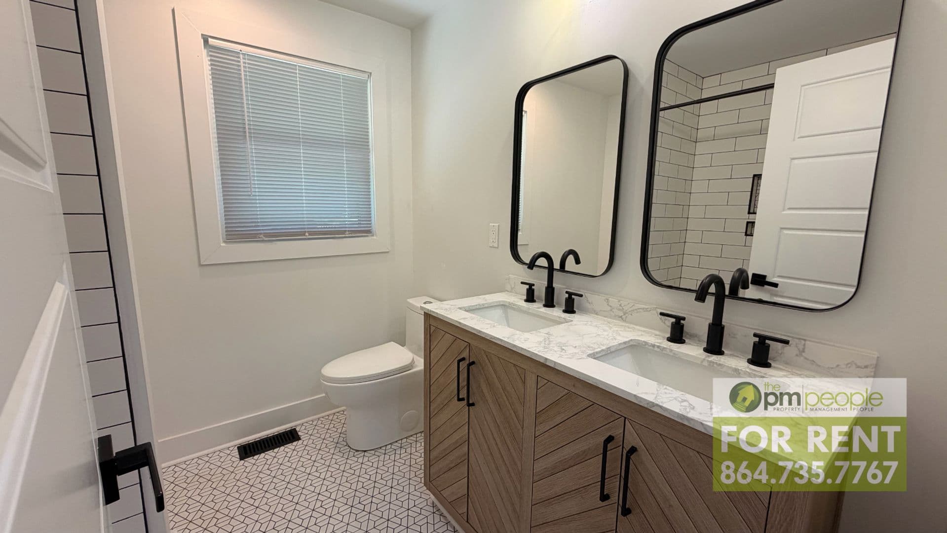 Easley House: 108 Saint Lo Cr