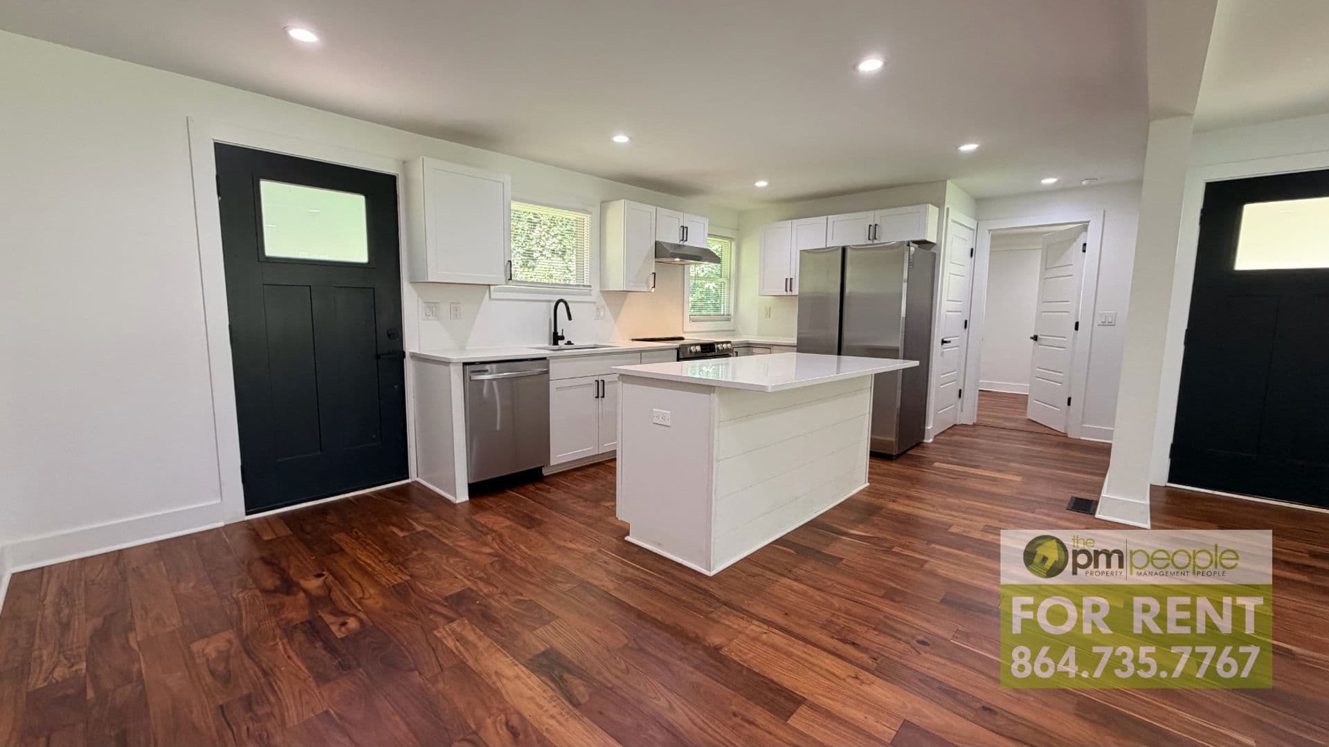 Easley House: 108 Saint Lo Cr