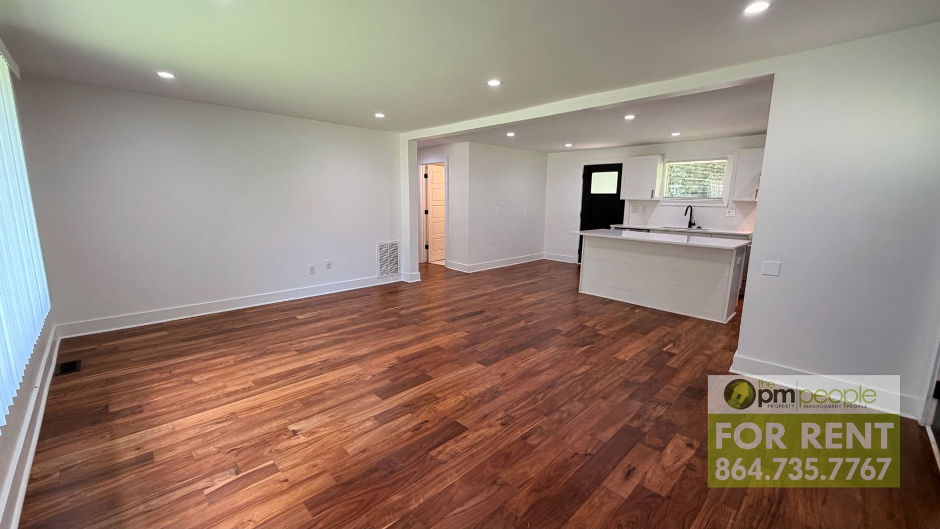 Easley House: 108 Saint Lo Cr