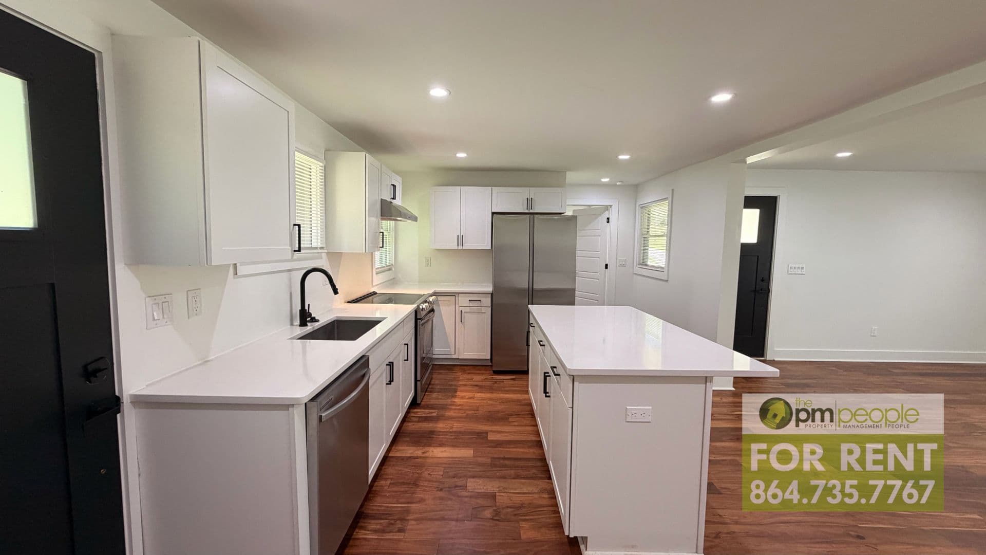 Easley House: 108 Saint Lo Cr