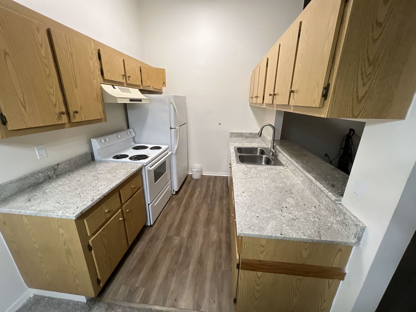Palm Bay Apartment: 210 Thor Ave, SE